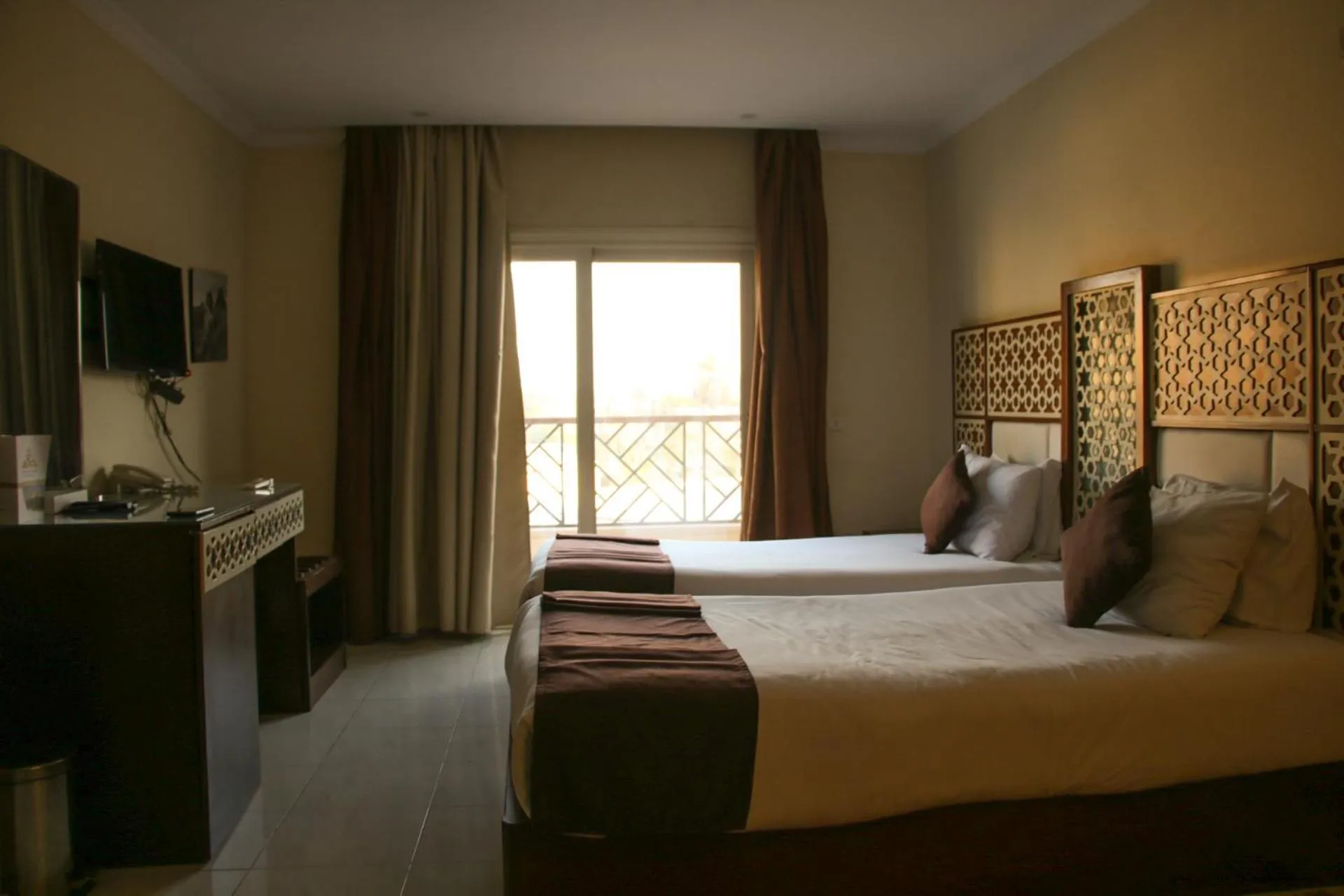 Bed in Pyramids Valley Boutique Hotel