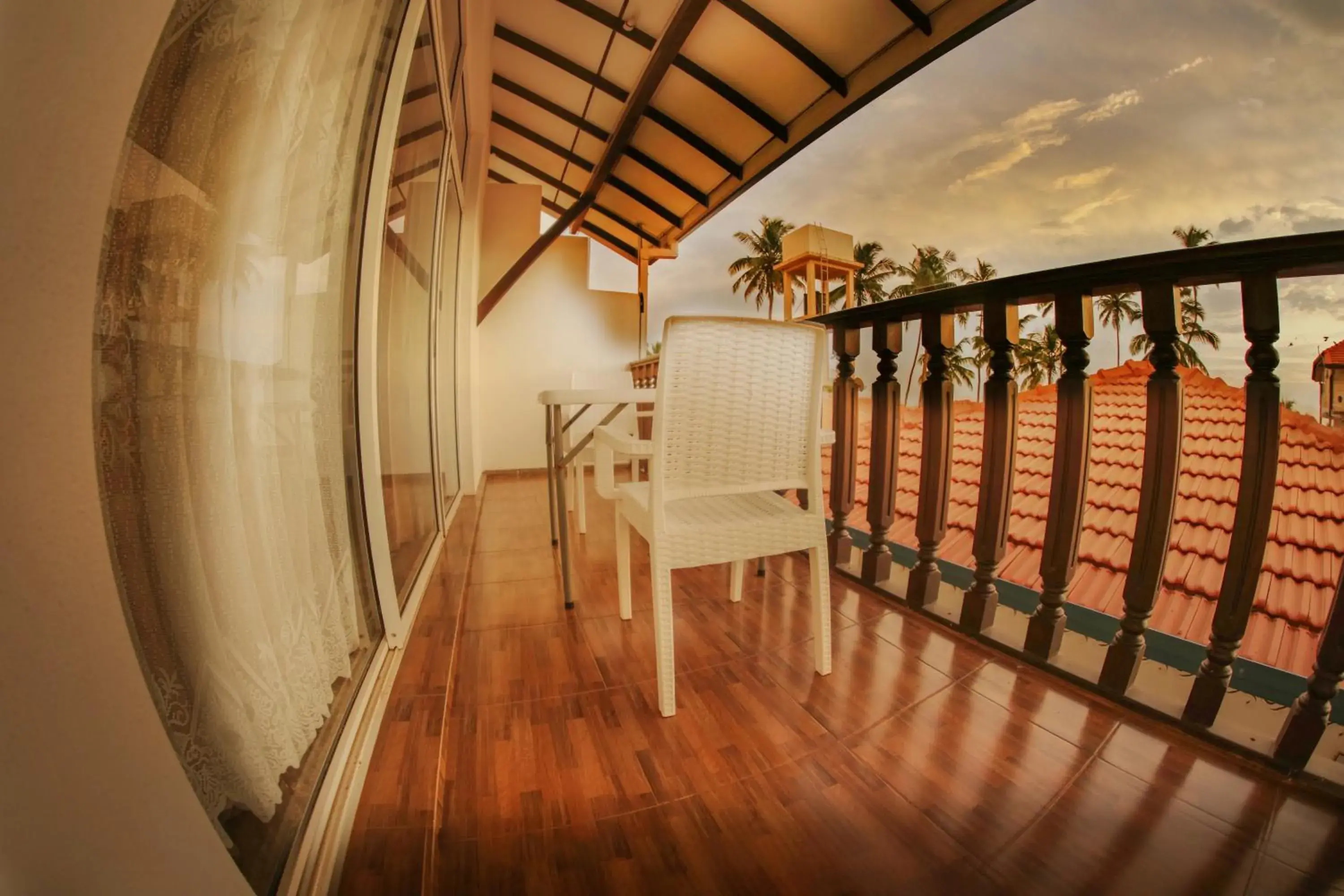 Deluxe Triple Room in White Rose Beach Resort Deluxe Triple Room in White Rose Beach Resort