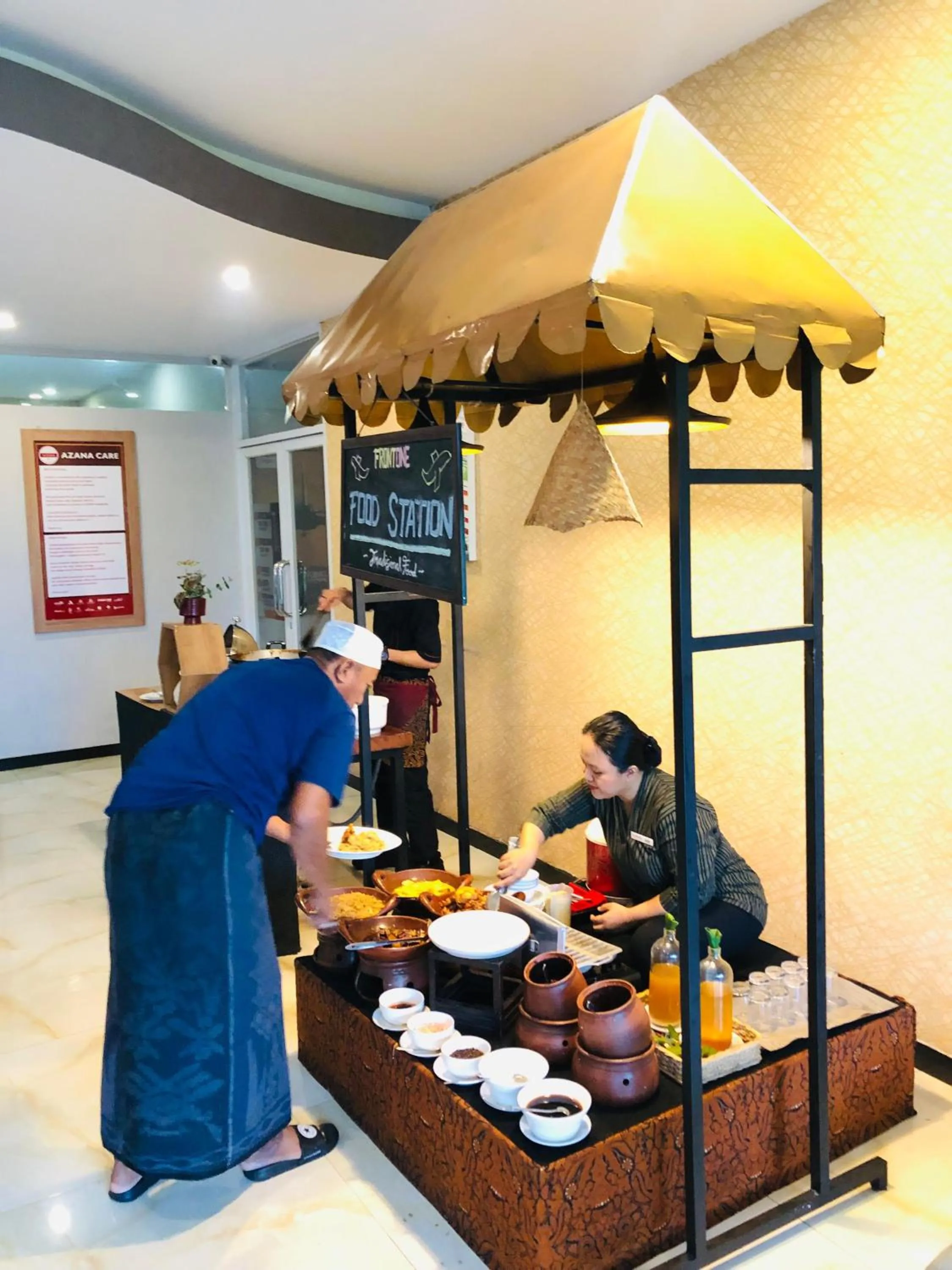 Breakfast in Front One Hotel Airport Solo