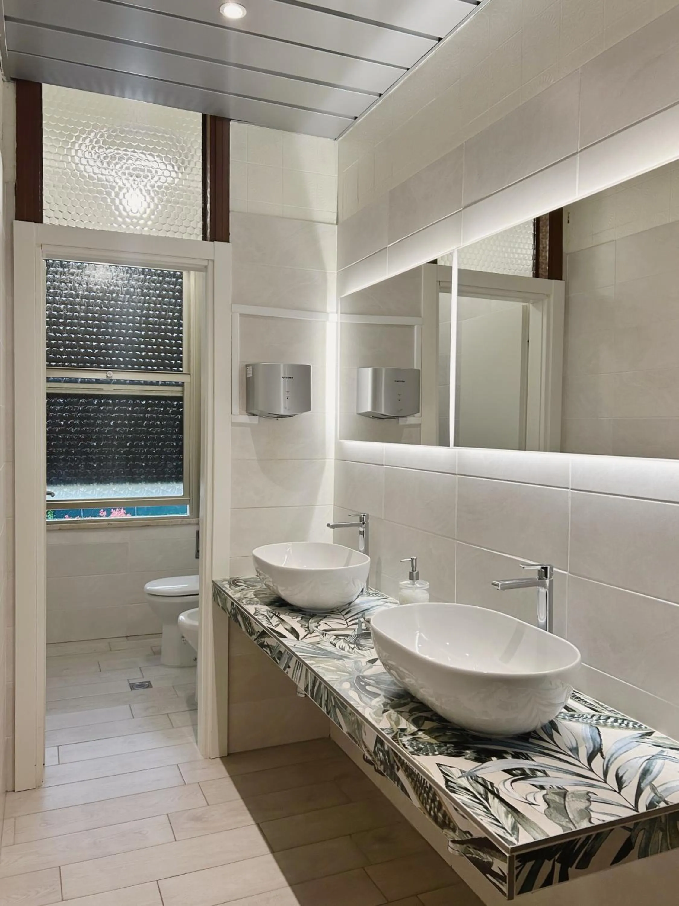 Breakfast in Hotel Concorde