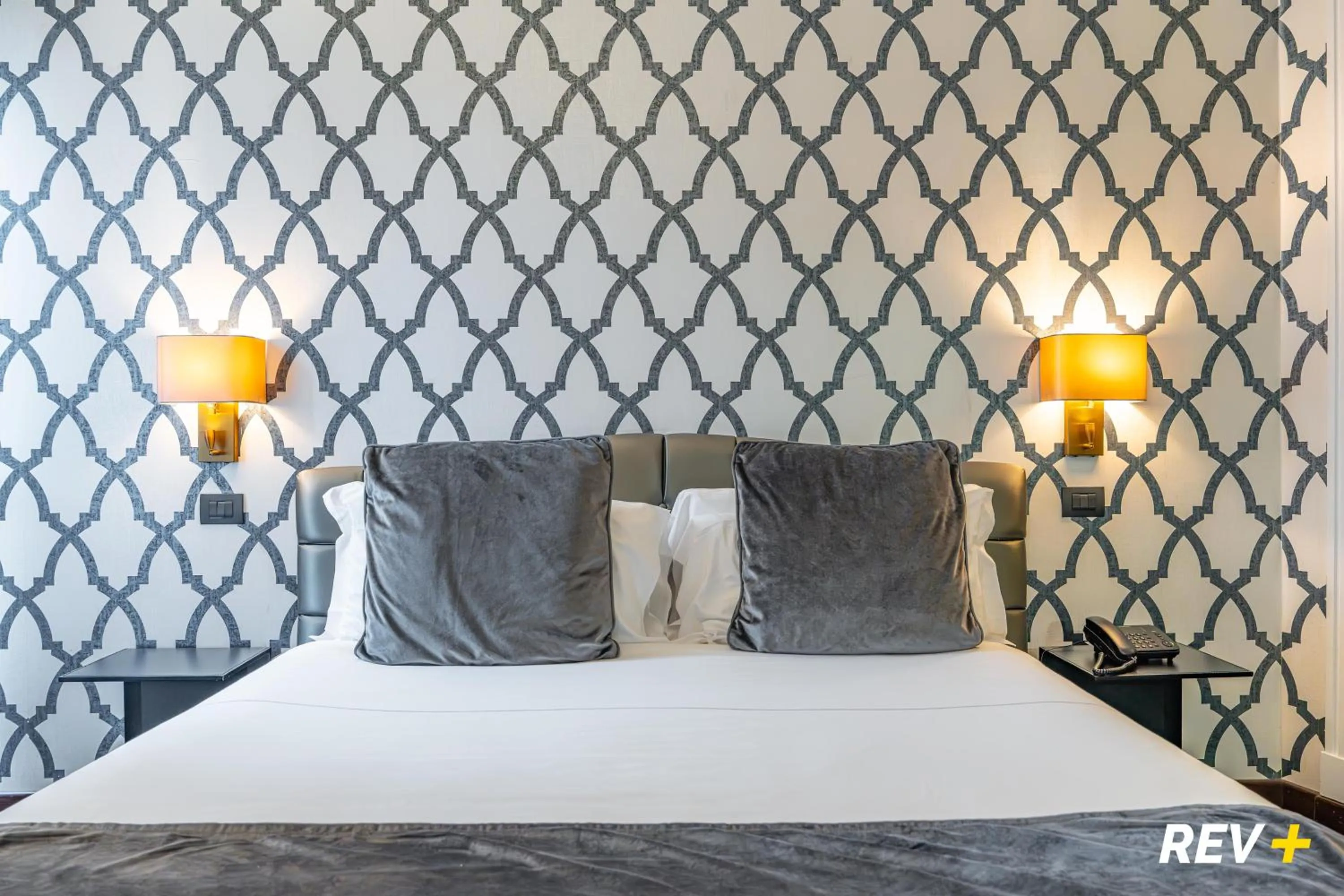 Photo of the whole room, Bed in Via Veneto Suites