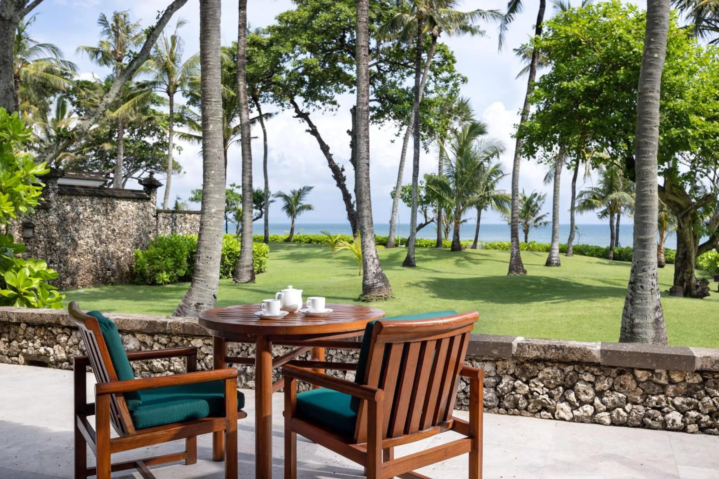 Balcony/Terrace in The Oberoi Beach Resort, Bali