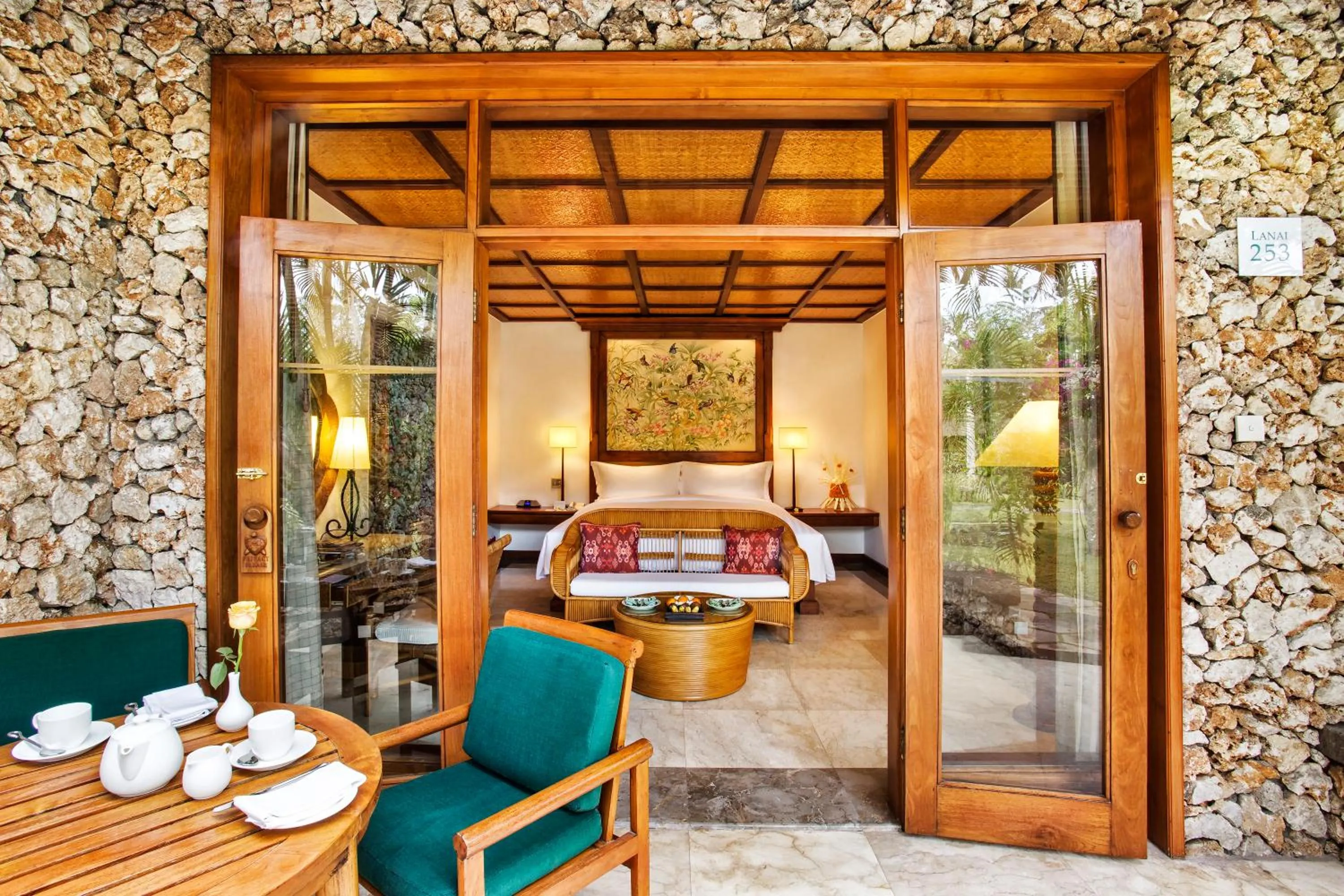 Bedroom, Bed in The Oberoi Beach Resort, Bali