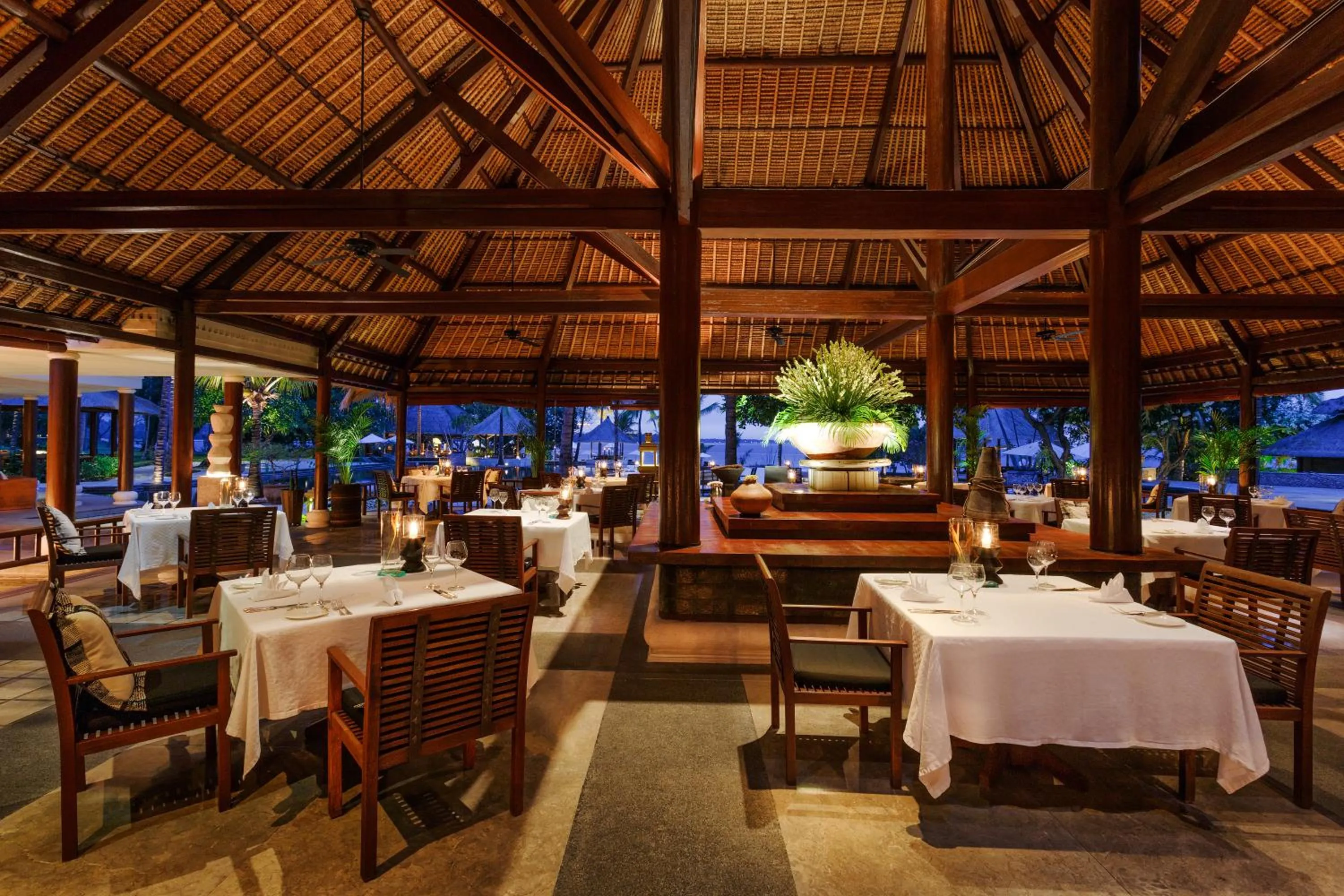 Restaurant/places to eat in The Oberoi Beach Resort, Lombok