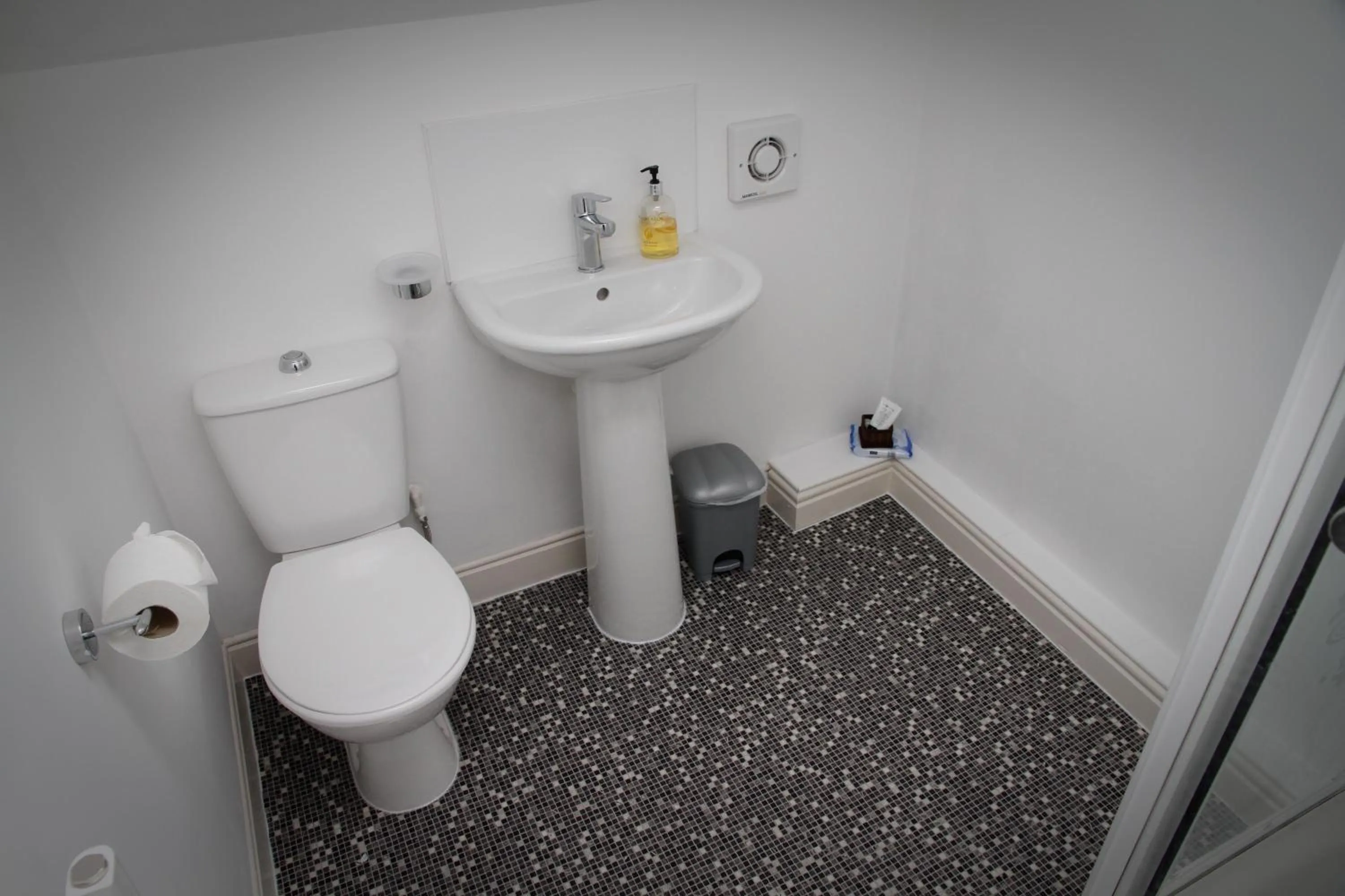 Bathroom in Kilmorey Lodge