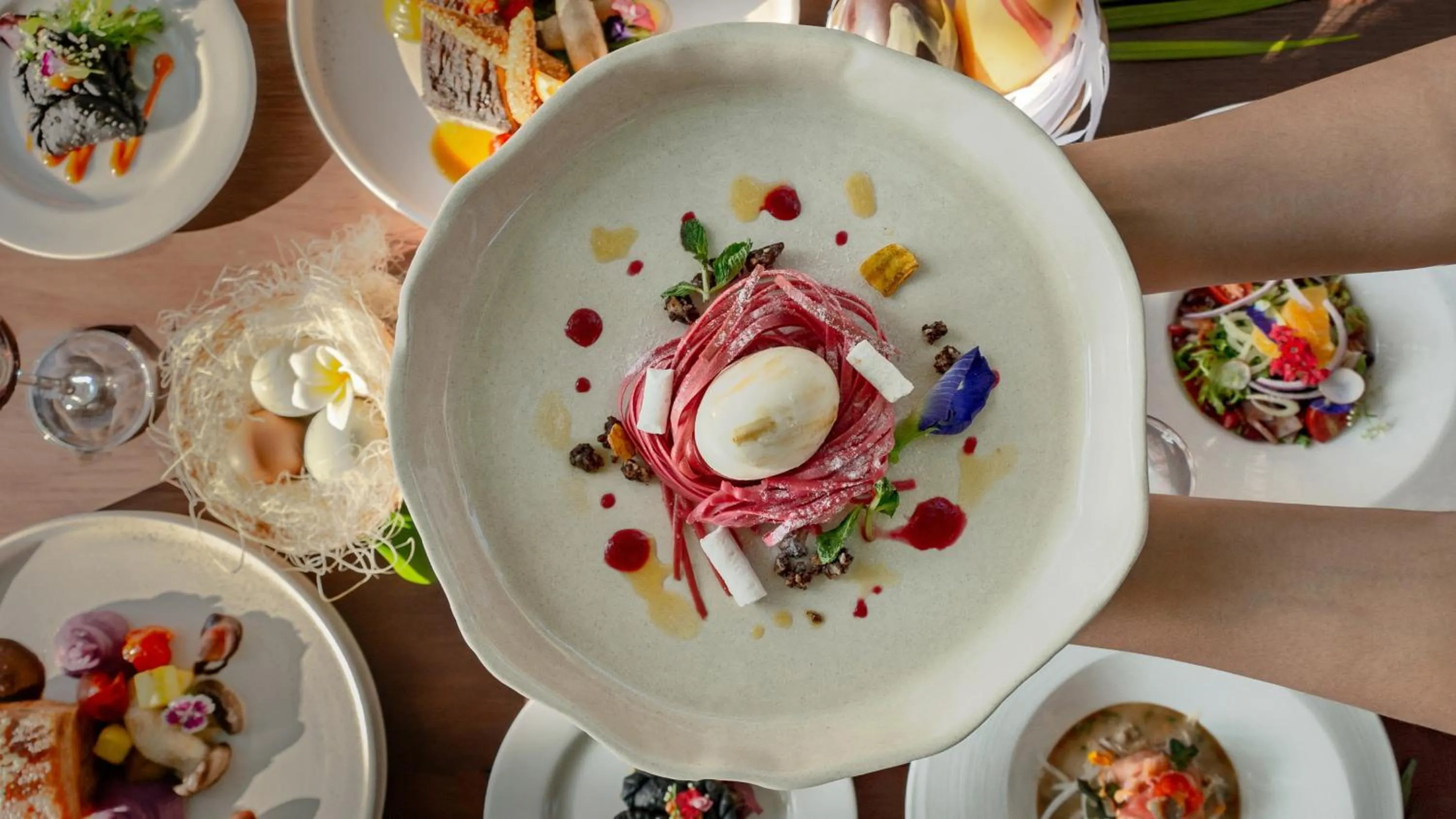 Restaurant/places to eat in Holiday Inn Resort Baruna Bali by IHG