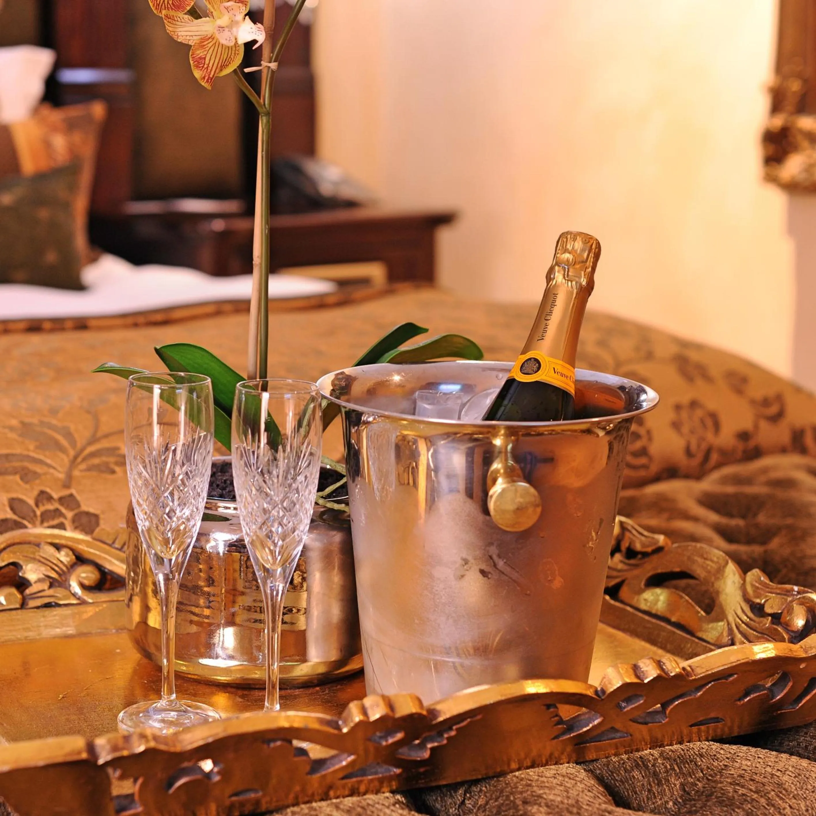 Food and drinks in Fusion Boutique Hotel