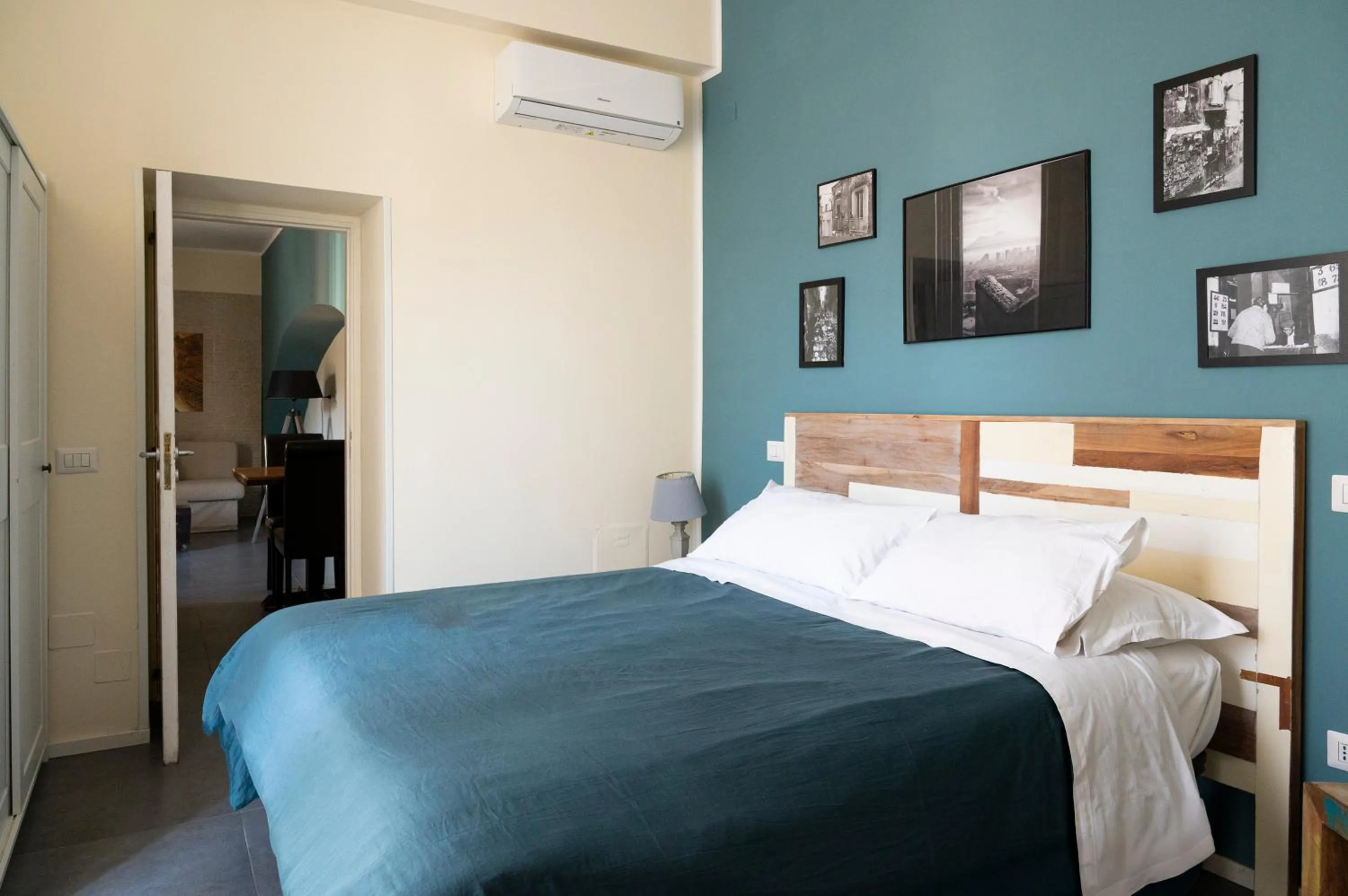 Photo of the whole room, Bed in Palazzo della Loggia B&B