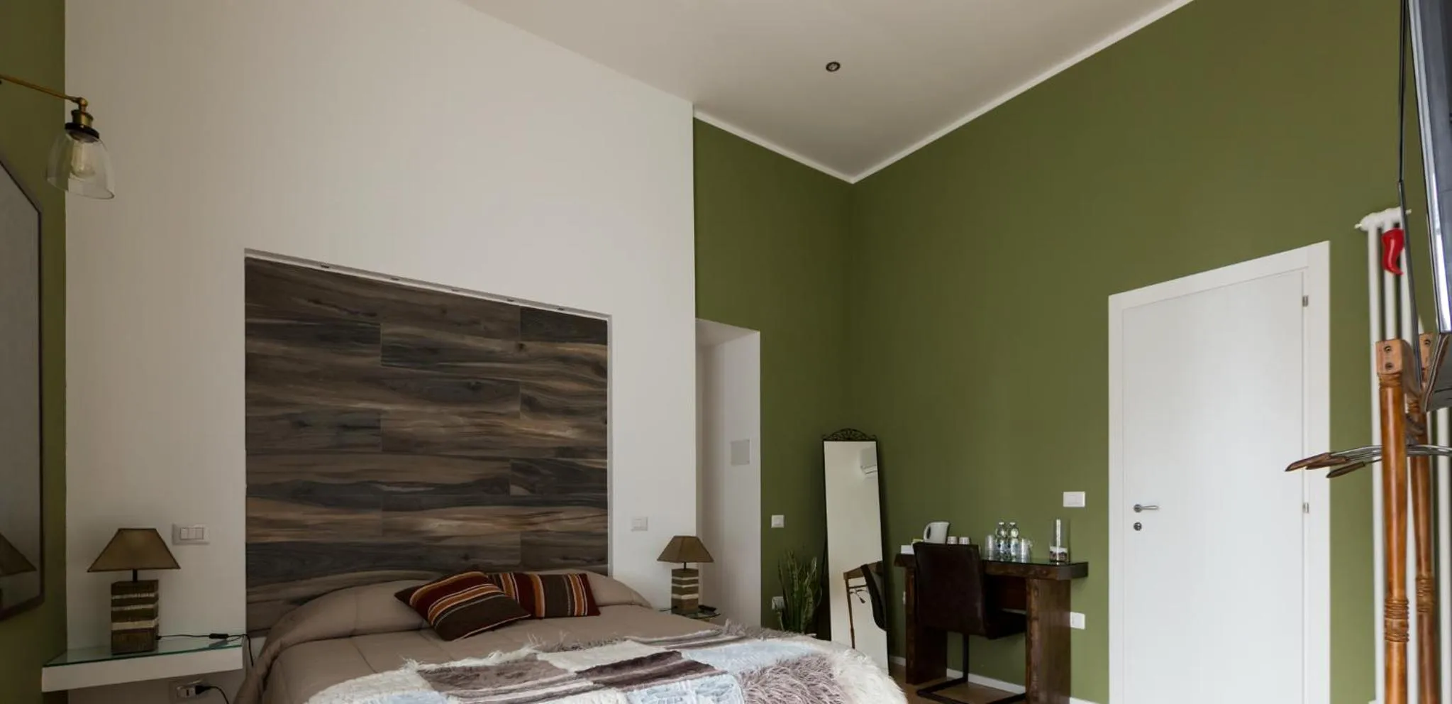 Photo of the whole room, Bed in Palazzo della Loggia B&B