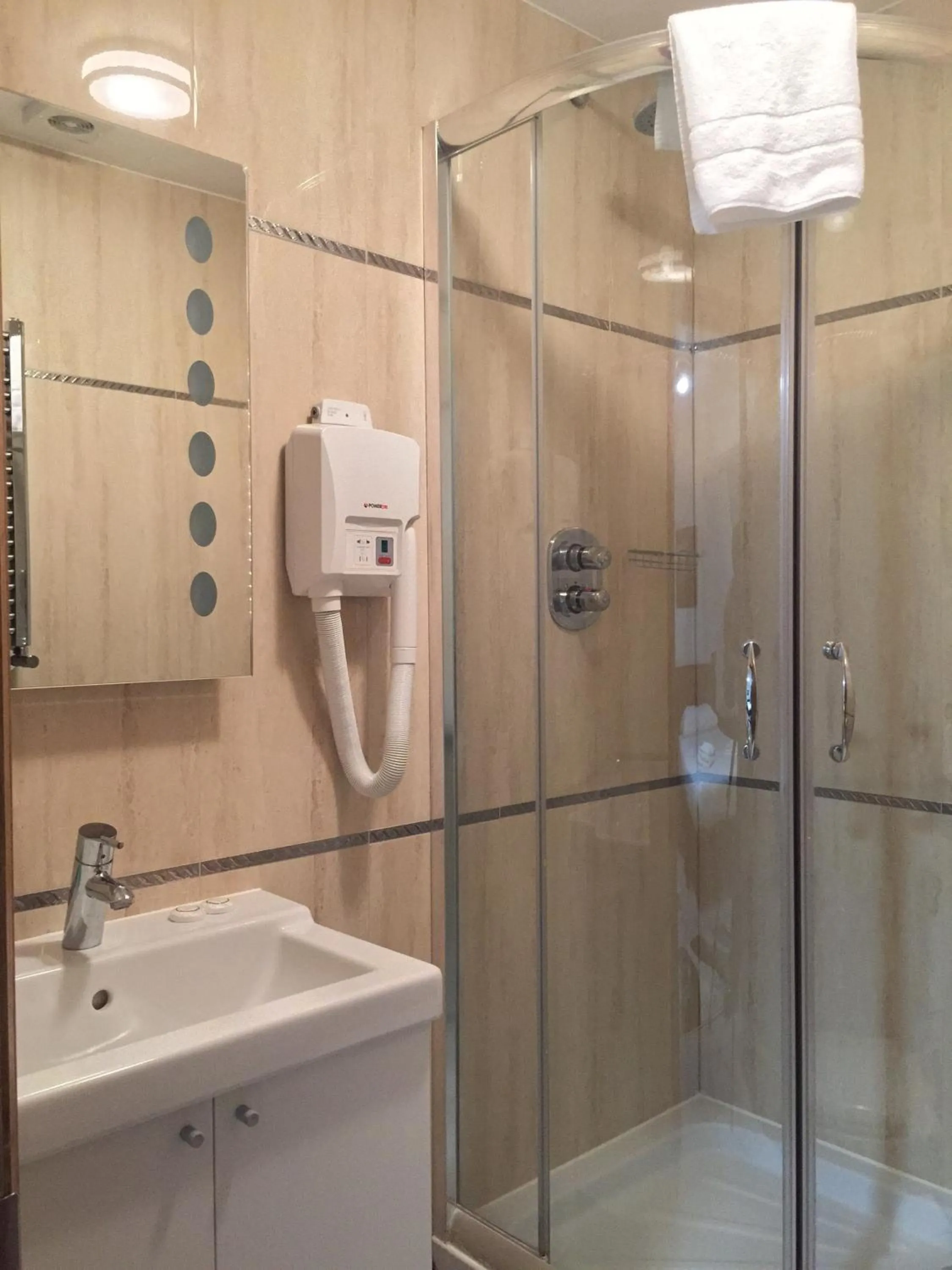 Shower in Paddington Apartments