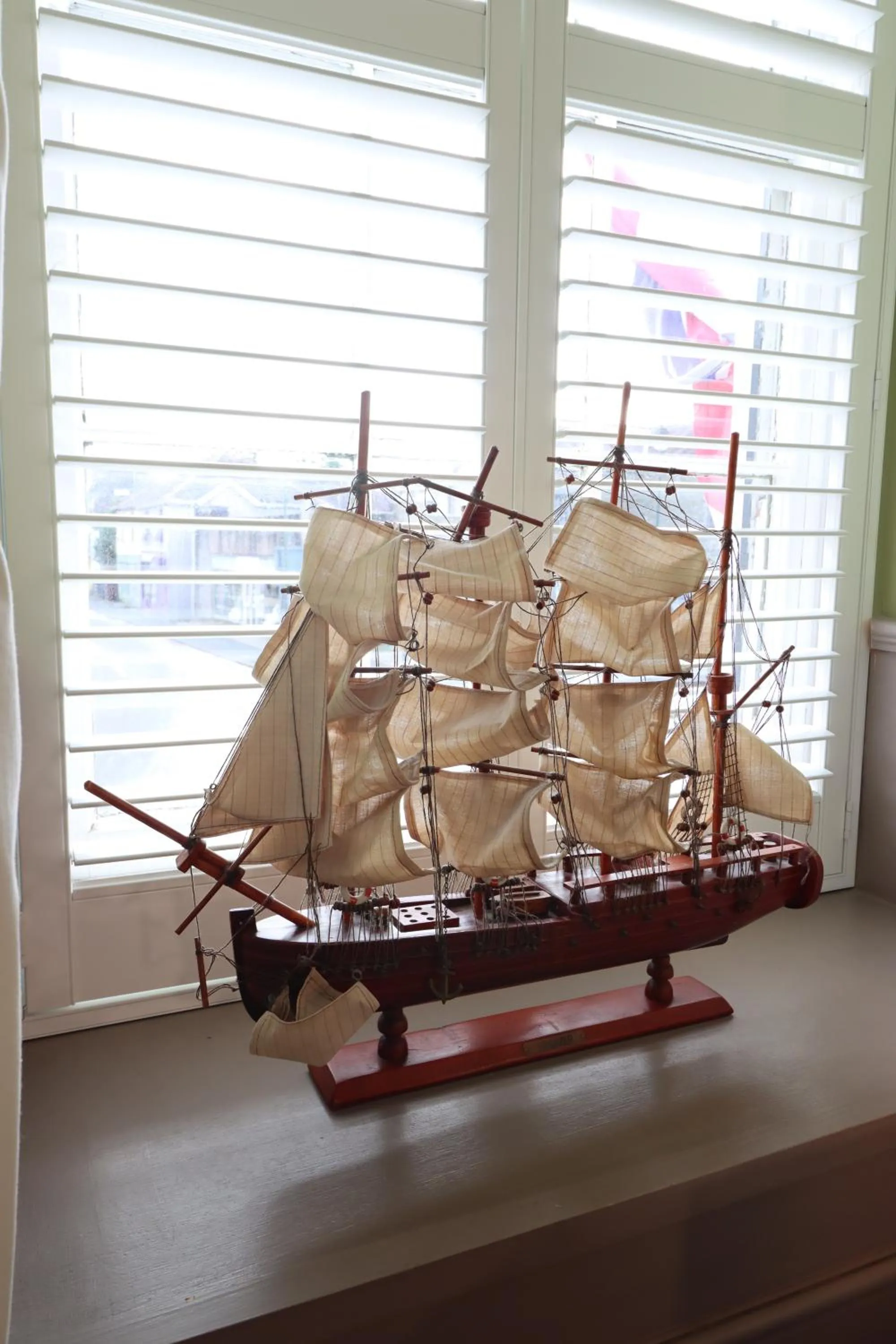 Decorative detail in The Castle Hotel