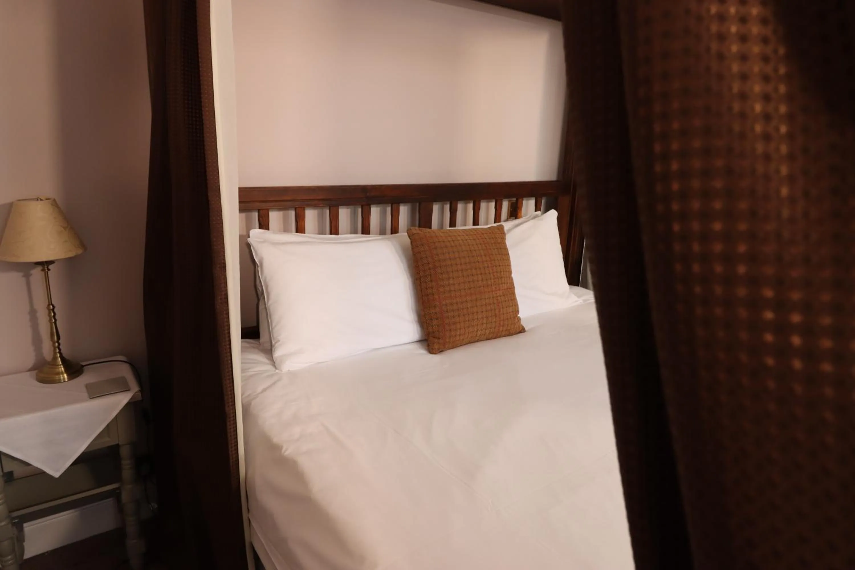 Bed in The Castle Hotel