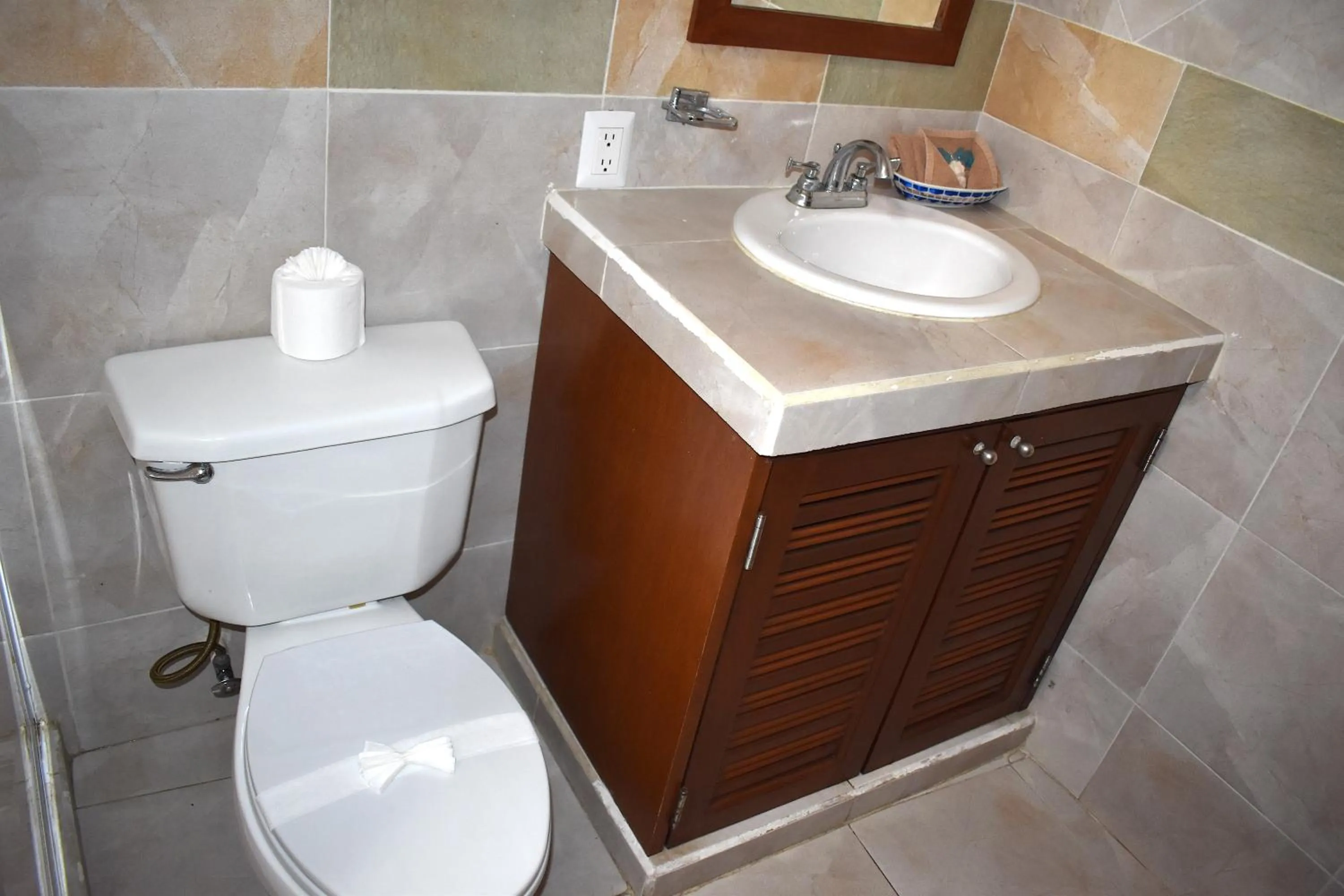 Bathroom in Plaza Almendros Hotel Isla Mujeres