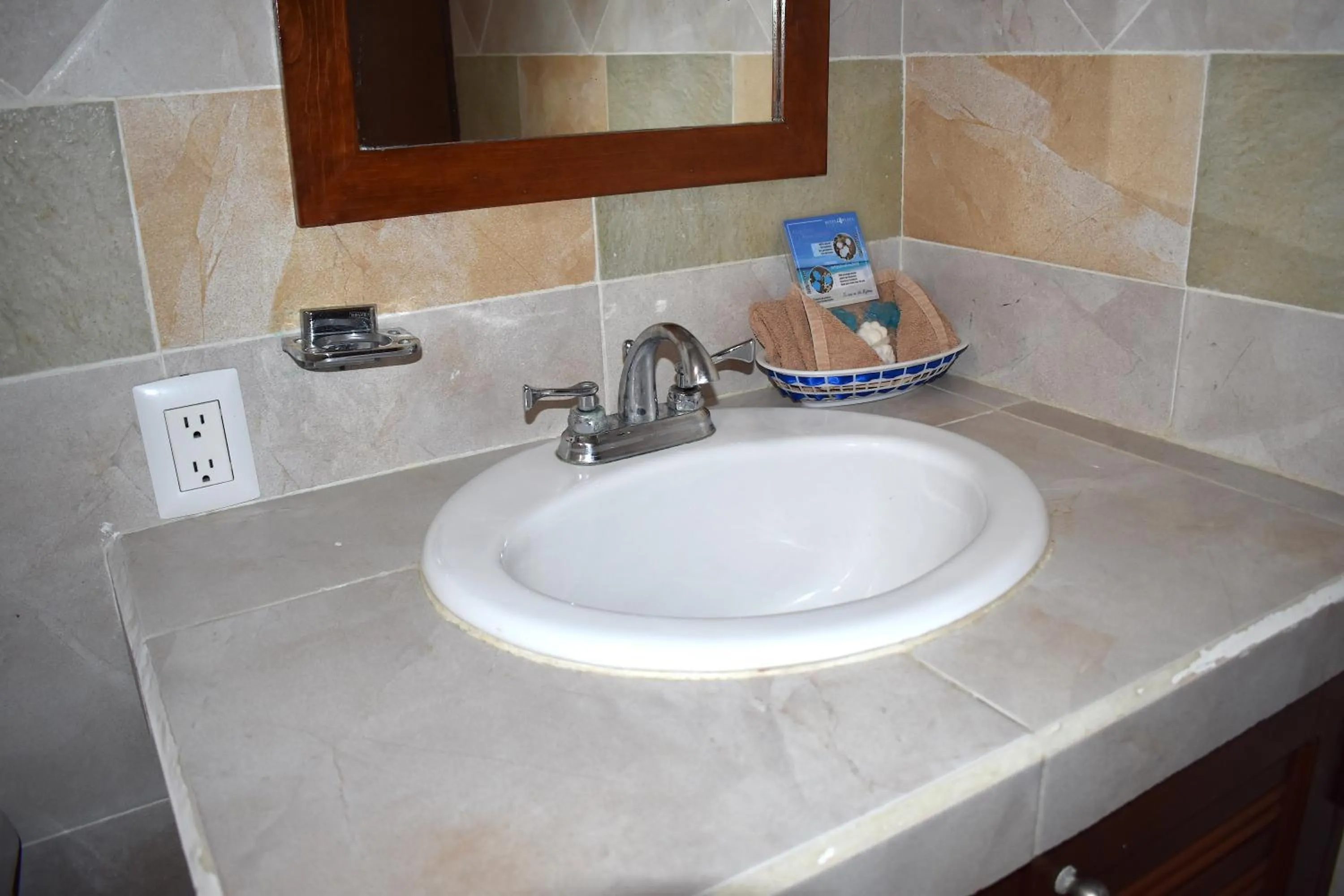 Bathroom in Plaza Almendros Hotel Isla Mujeres