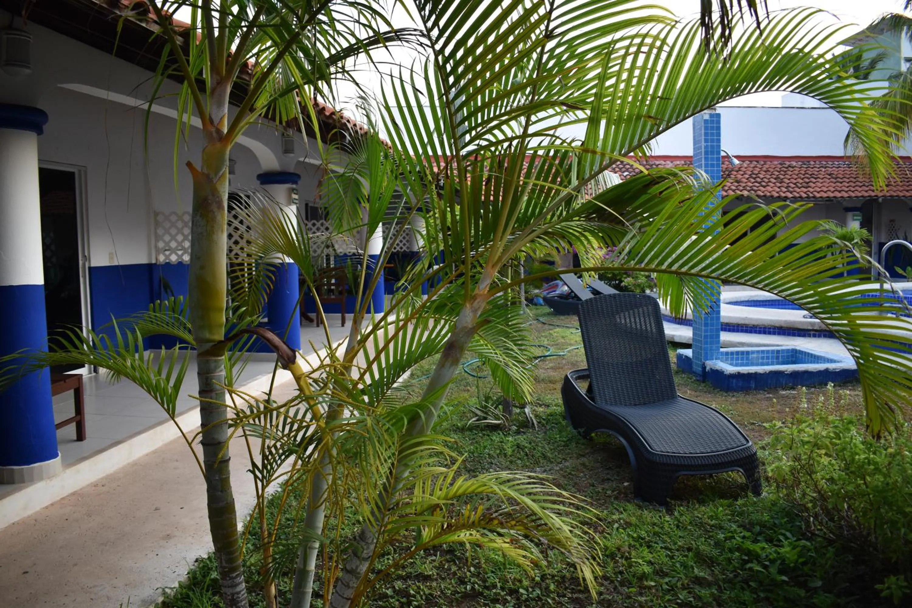 Swimming pool in Plaza Almendros Hotel Isla Mujeres