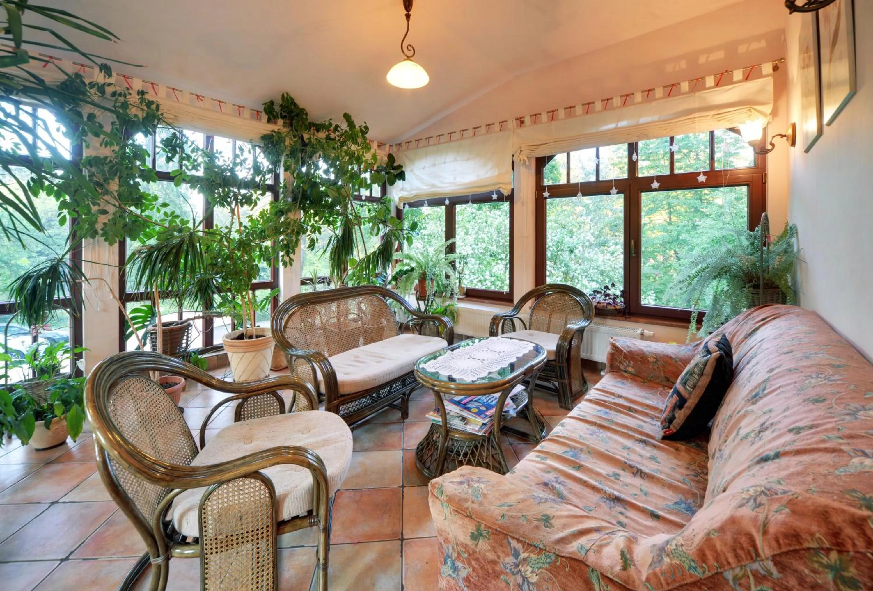 Spring in Hotel Magnes