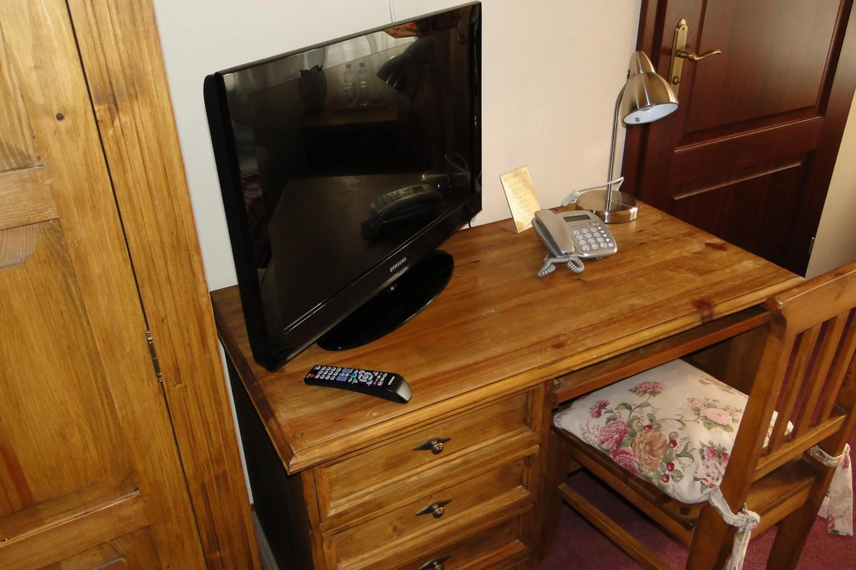 TV and multimedia in Hotel Magnes