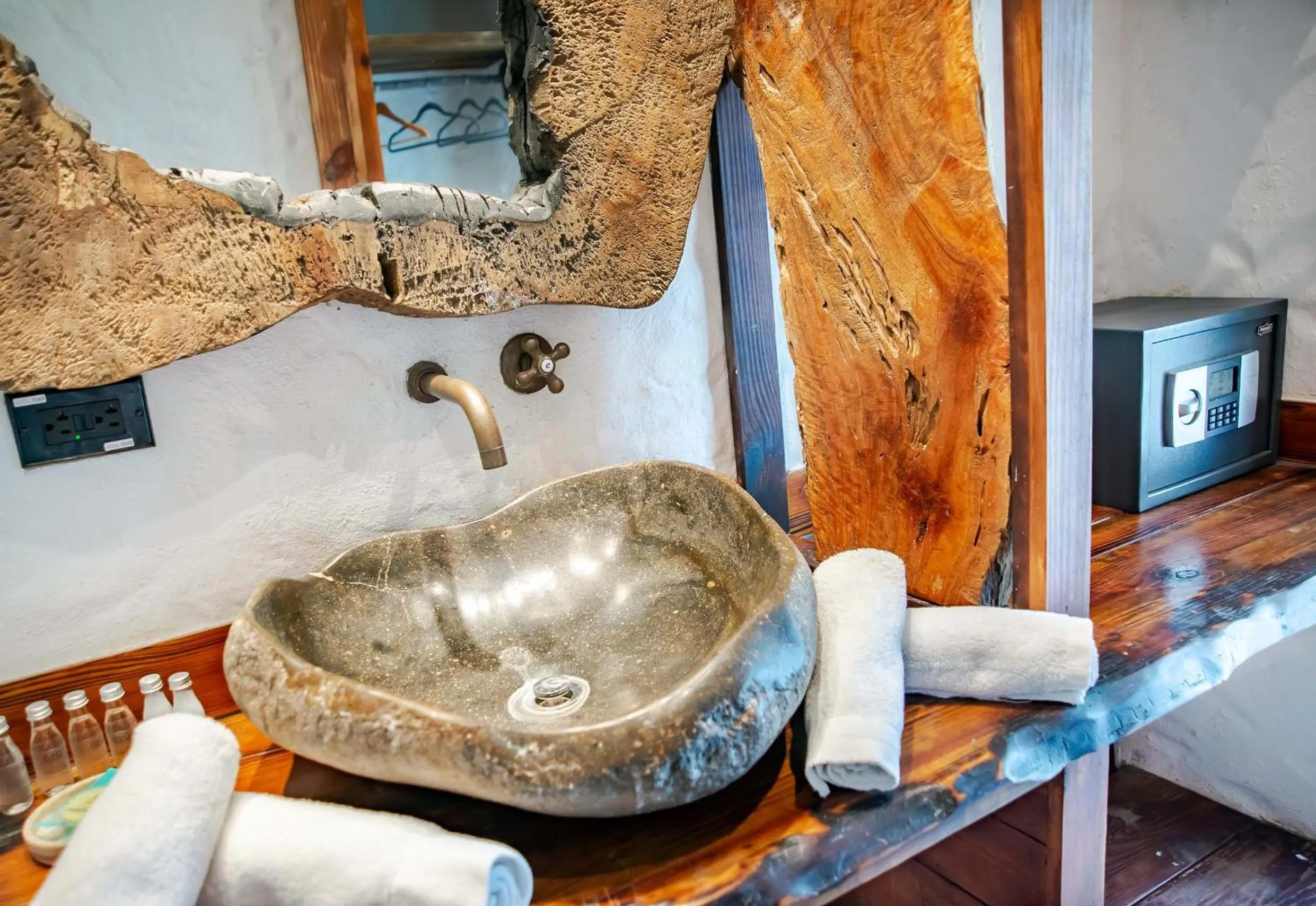 Bathroom in Miraflores Boutique Hotel Adults Only