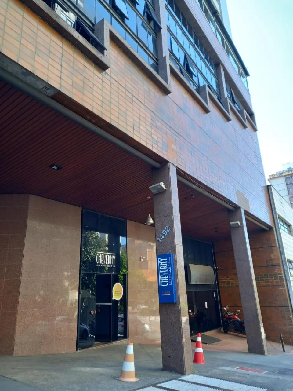 Facade/entrance in Cheverny Apart Hotel