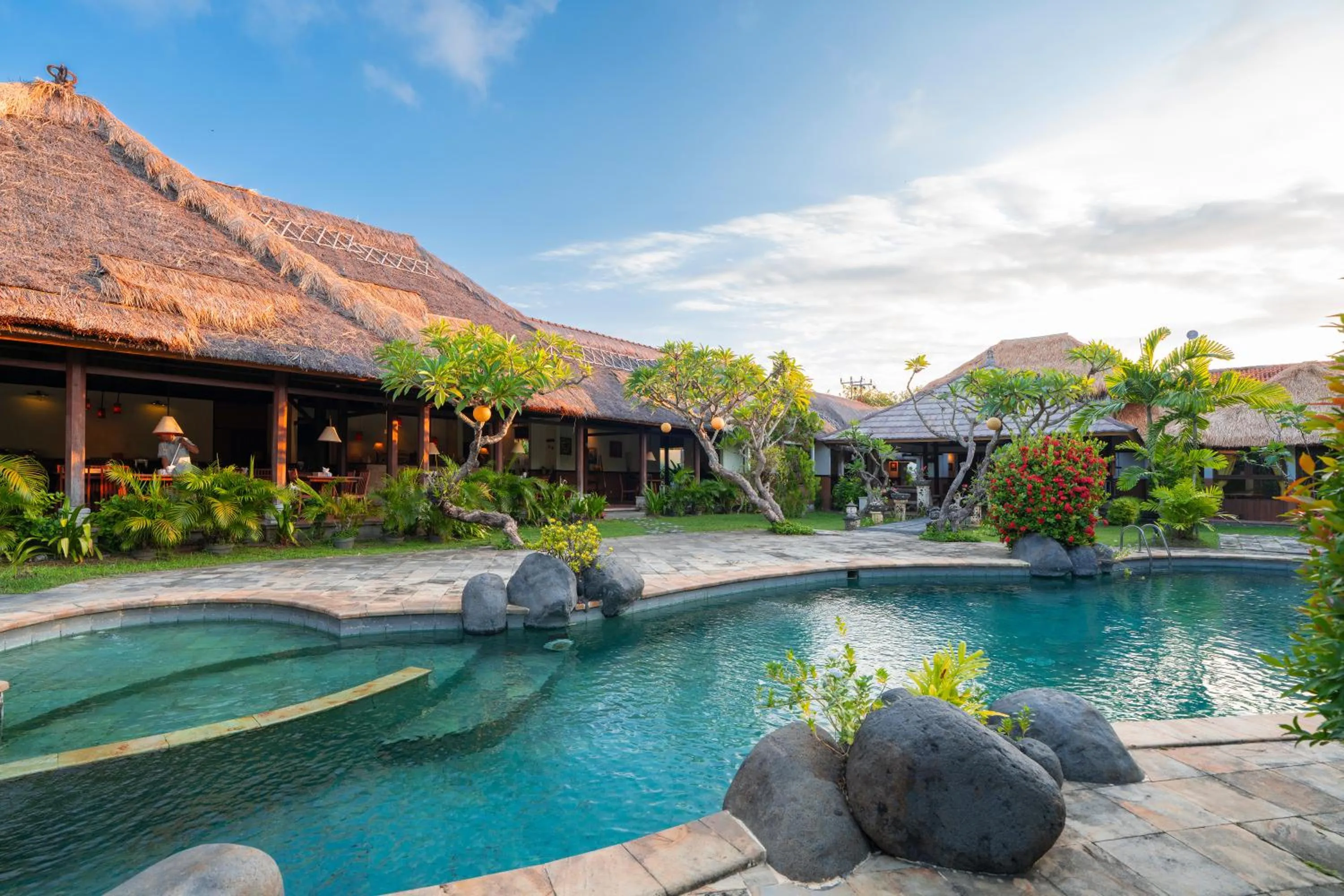 Swimming pool in Desamuda Village by Pertama Management