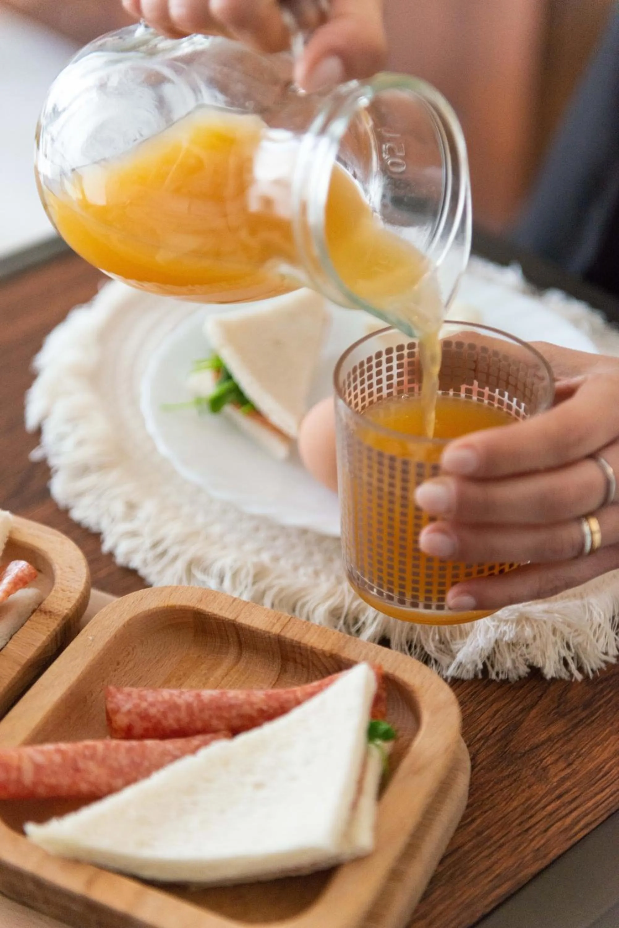 Breakfast in Camera Ardea