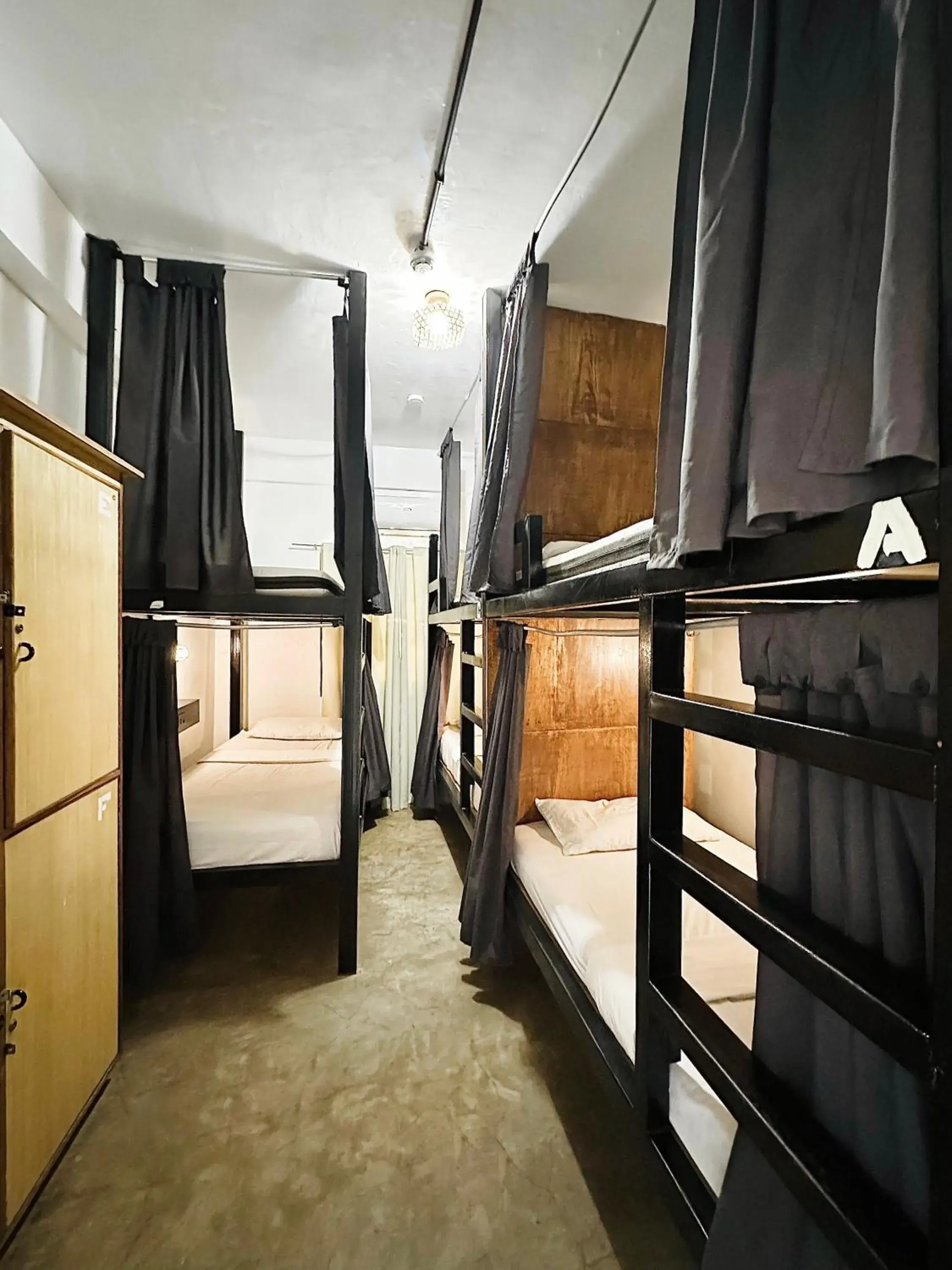 Bed in 6-Bed Mixed Dormitory Room in Dayon Hostel Bed in 6-Bed Mixed Dormitory Room in Dayon Hostel