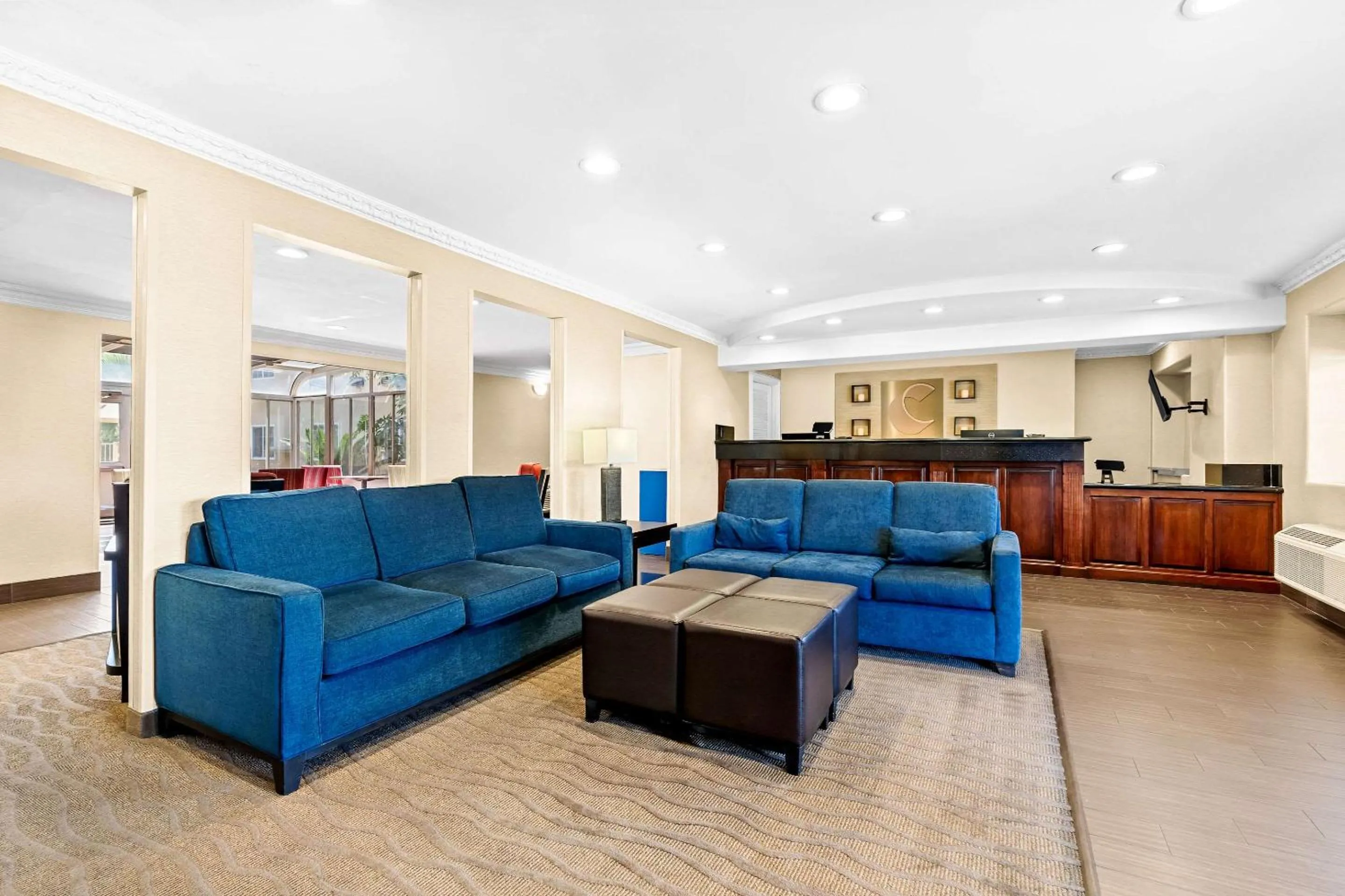 Lobby or reception in Comfort Inn Modesto