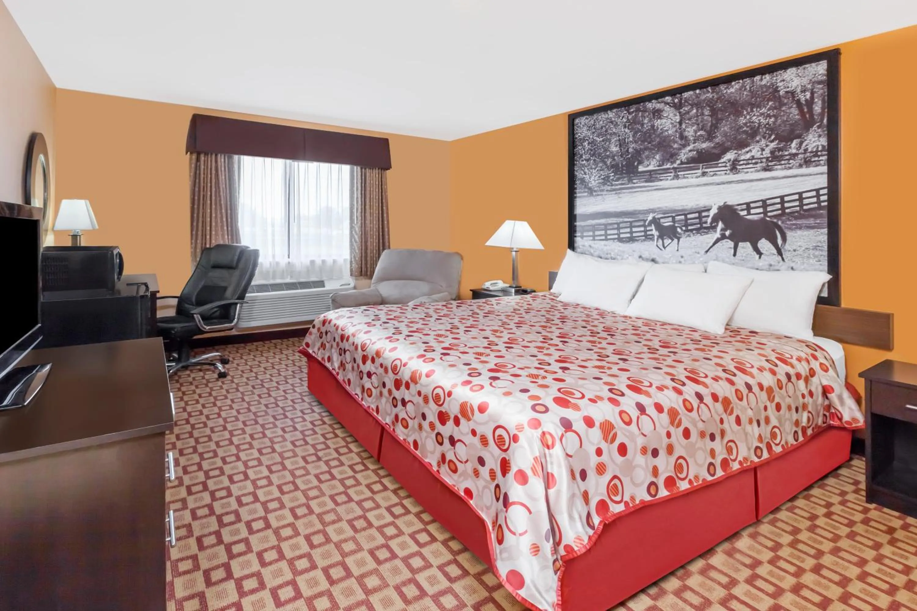 Bedroom, Bed in Super 8 South by Wyndham