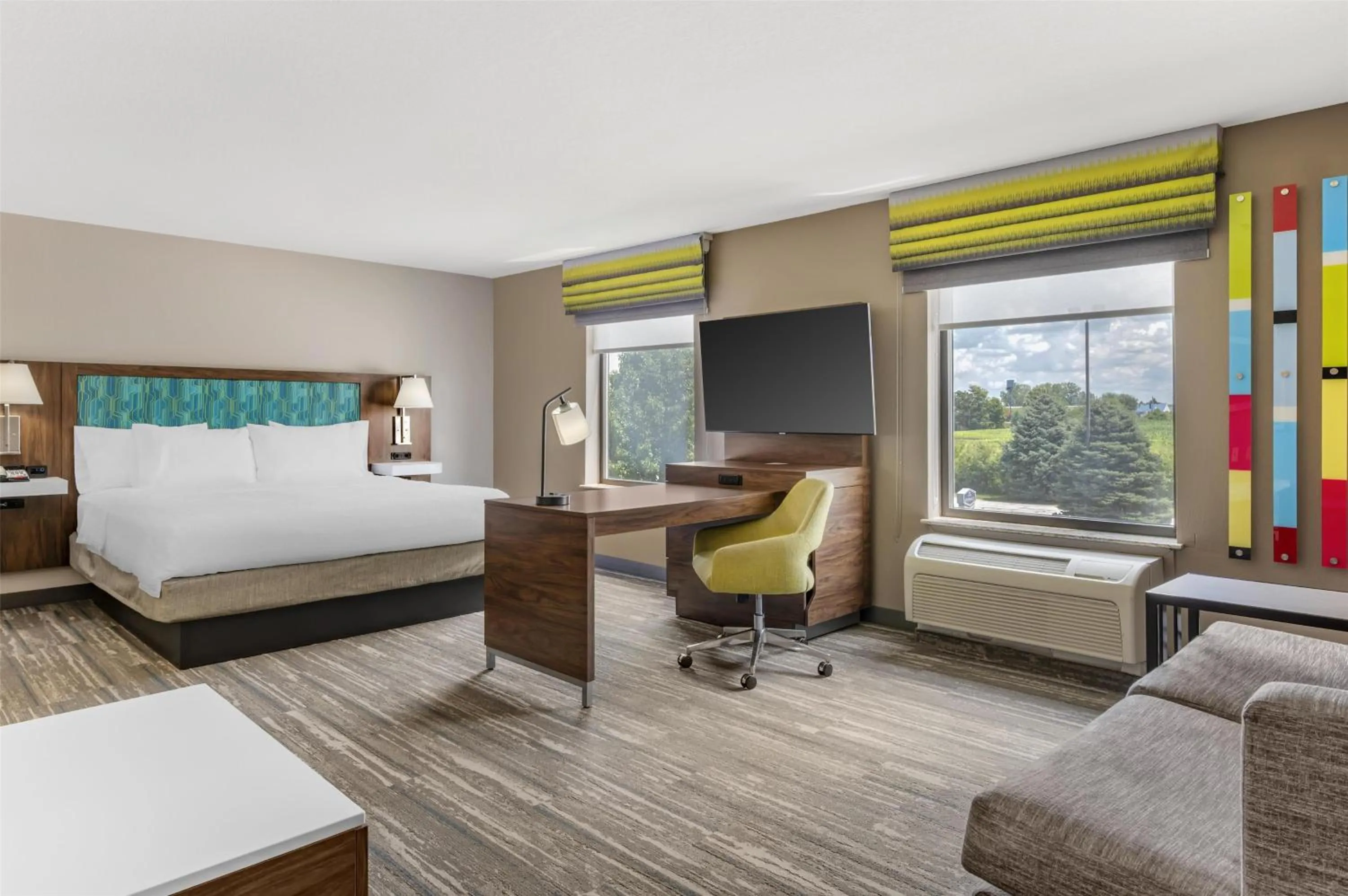 Bedroom, Bed in Hampton Inn & Suites Crawfordsville