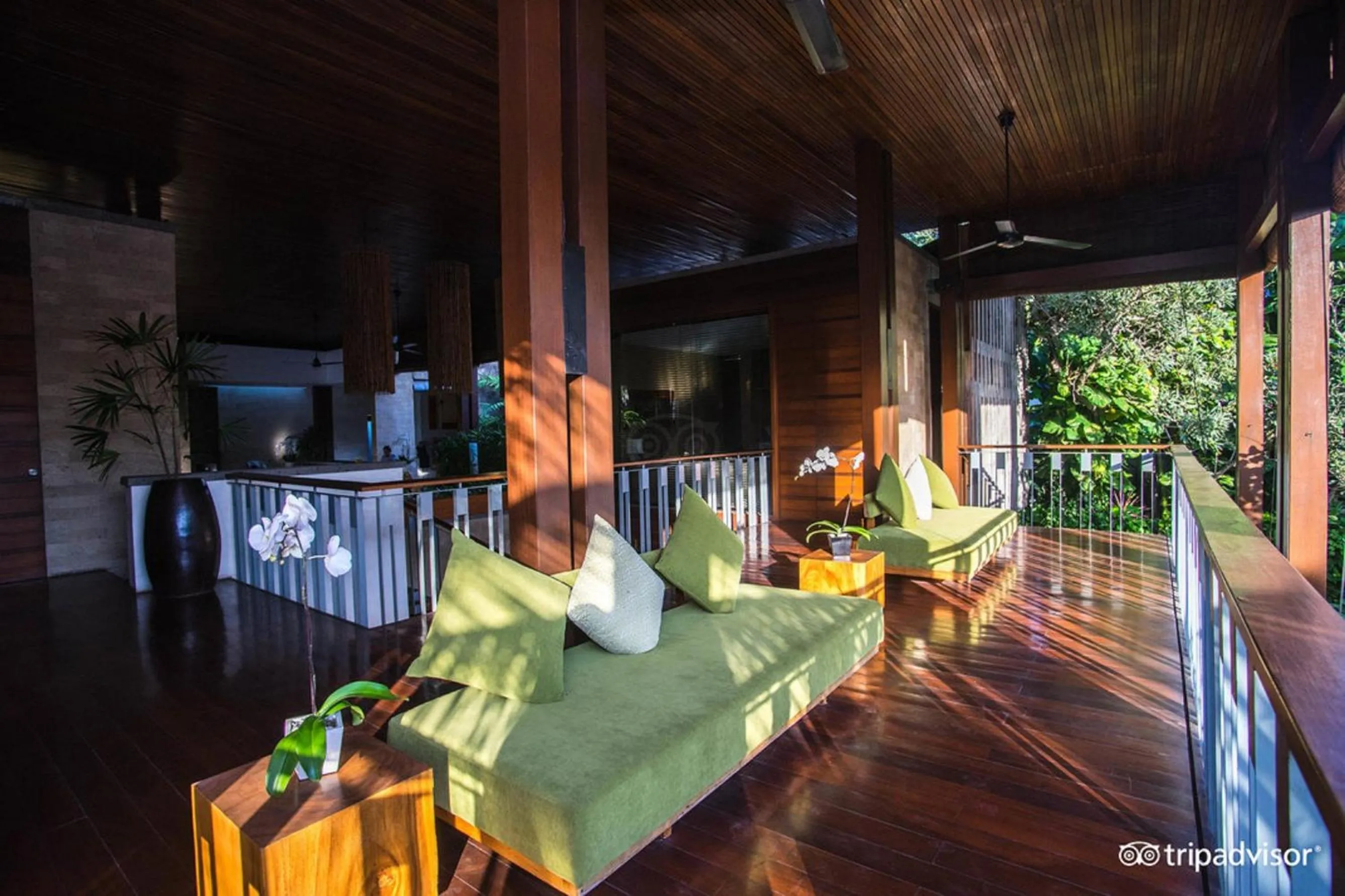 Lounge or bar in The Elysian Boutique Villa Hotel