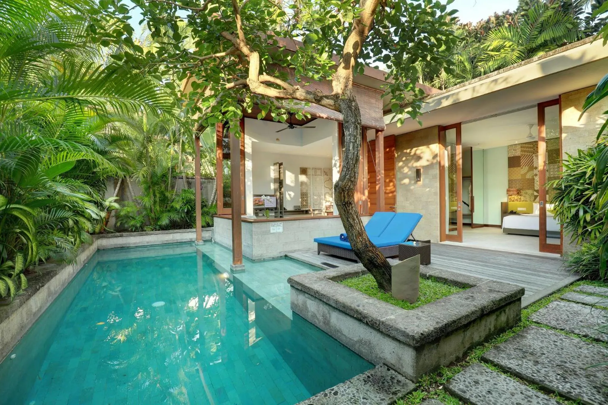 Swimming pool in The Elysian Boutique Villa Hotel
