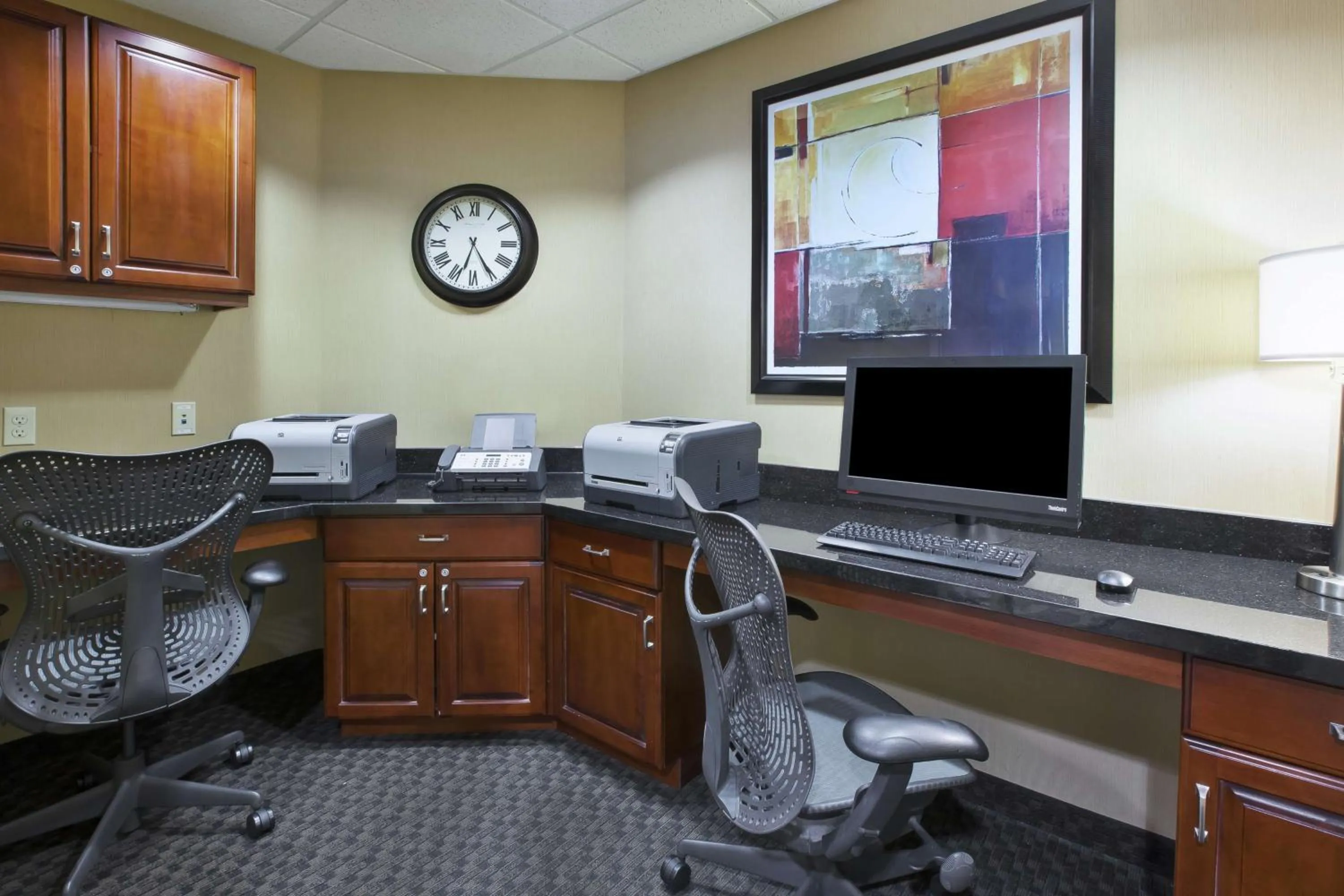 Business facilities in Hampton Inn & Suites Wichita-Northeast