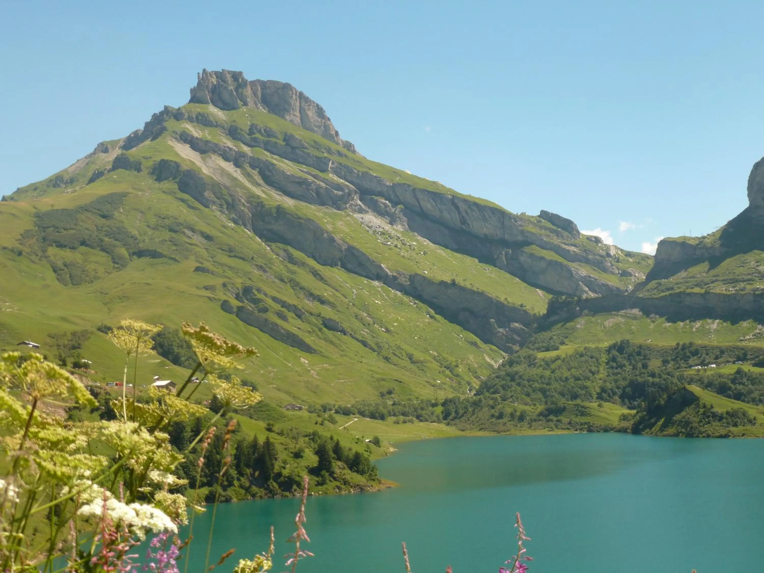 Natural landscape in Au Cheval Blanc - appartements et chambres d'hôtes