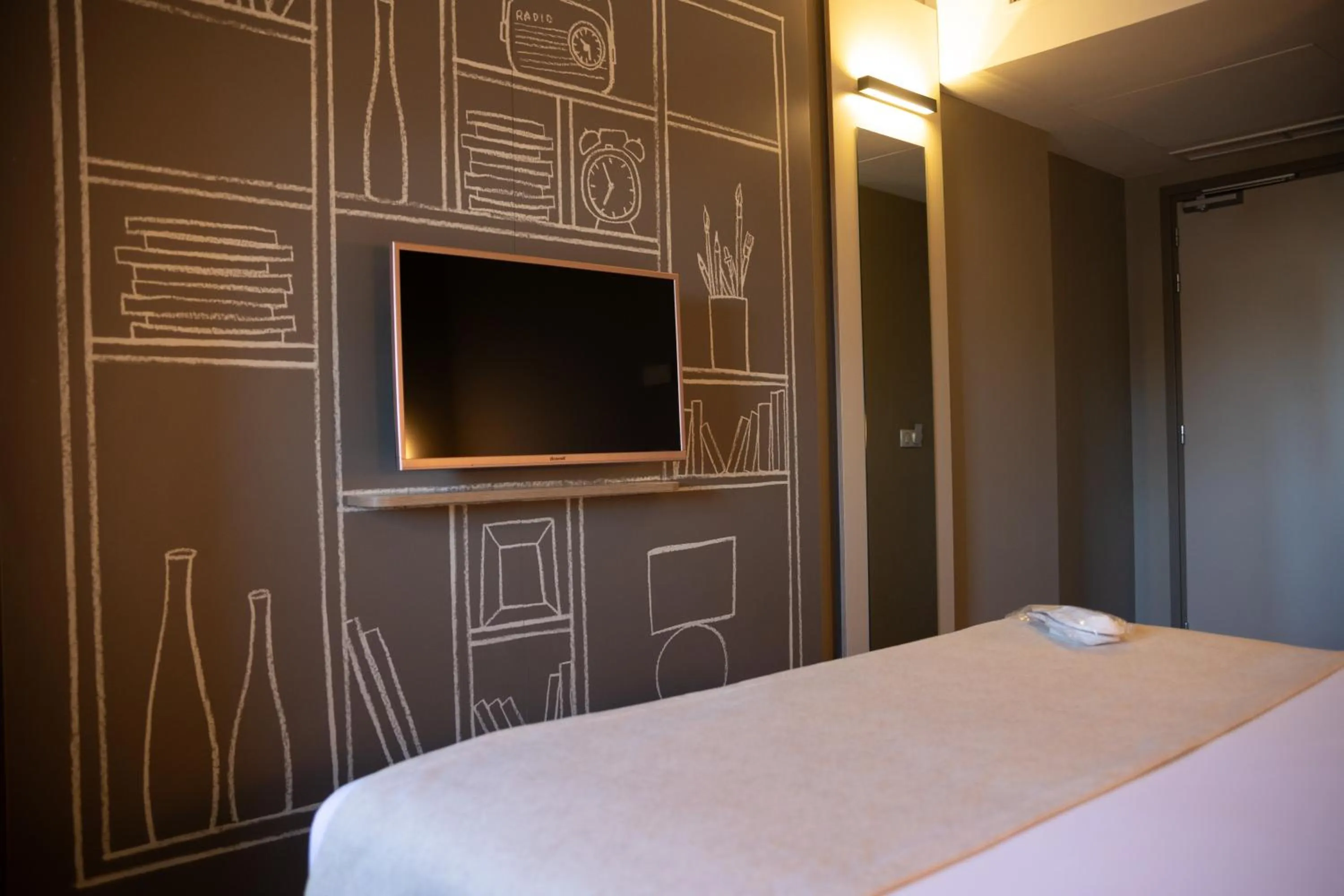 Bed in Atlantis Alger Aéroport ex Ibis