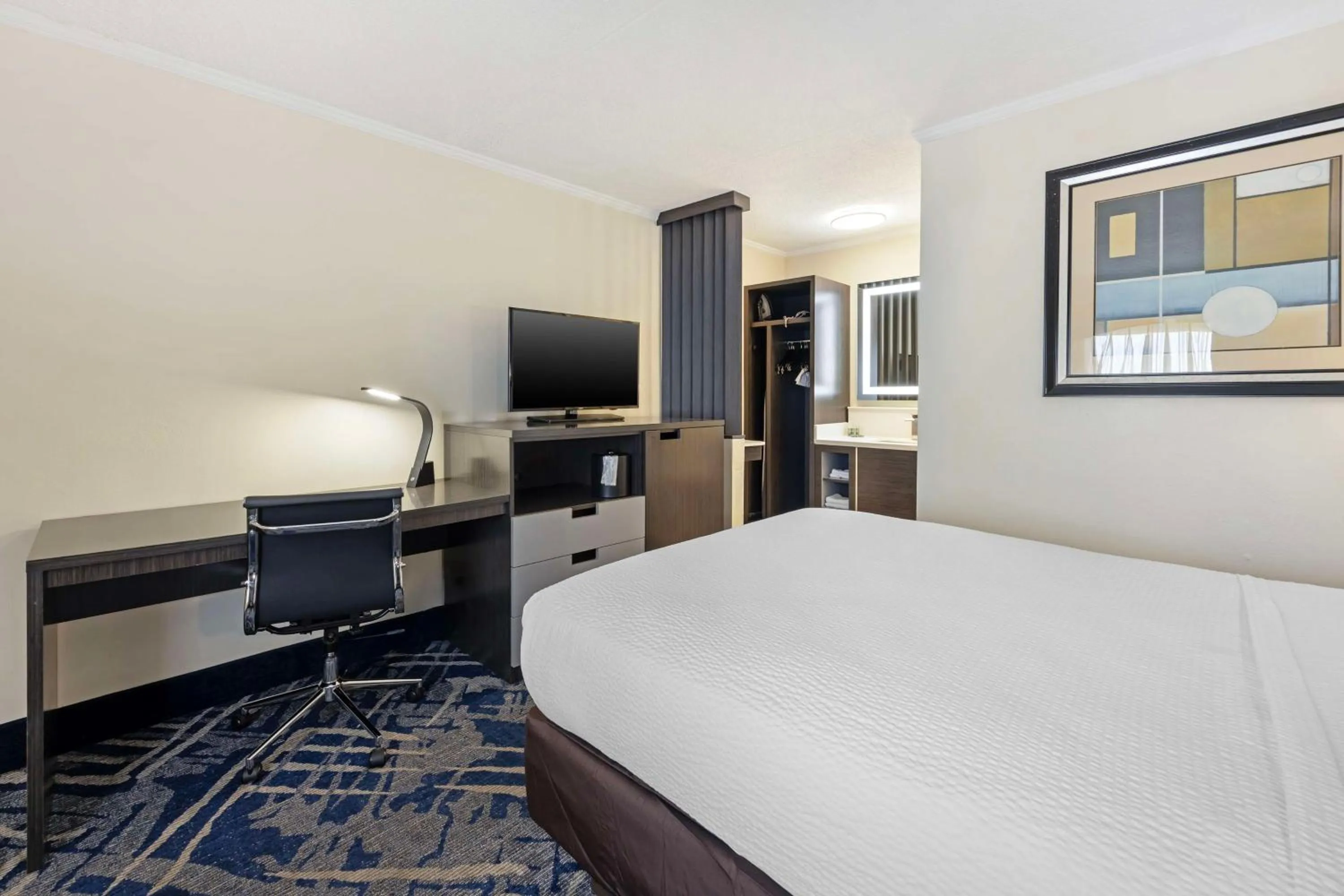 Bedroom, Bed in Best Western Franklin