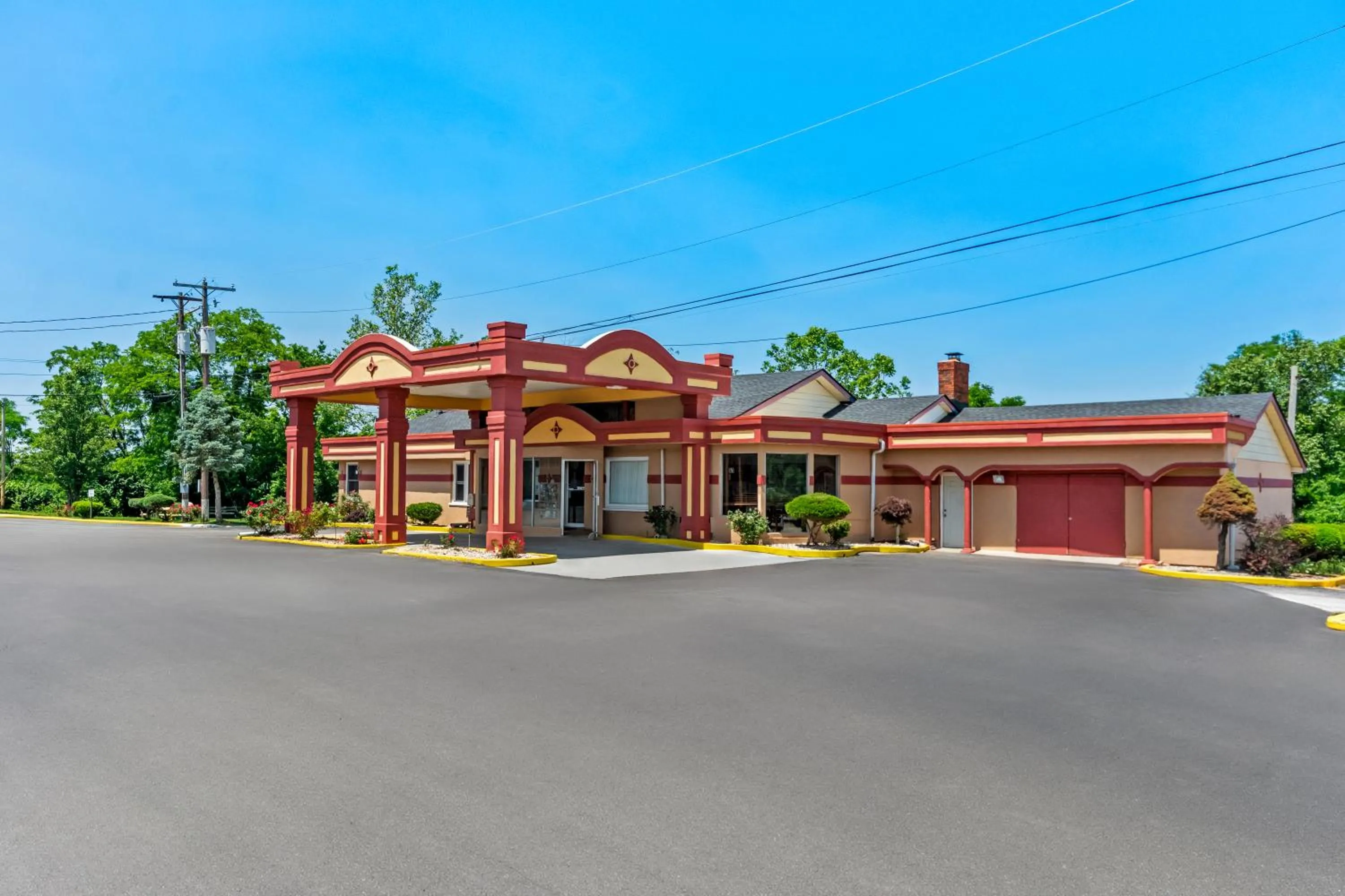 Property building in Americas Best Value Inn & Suites Williamstown