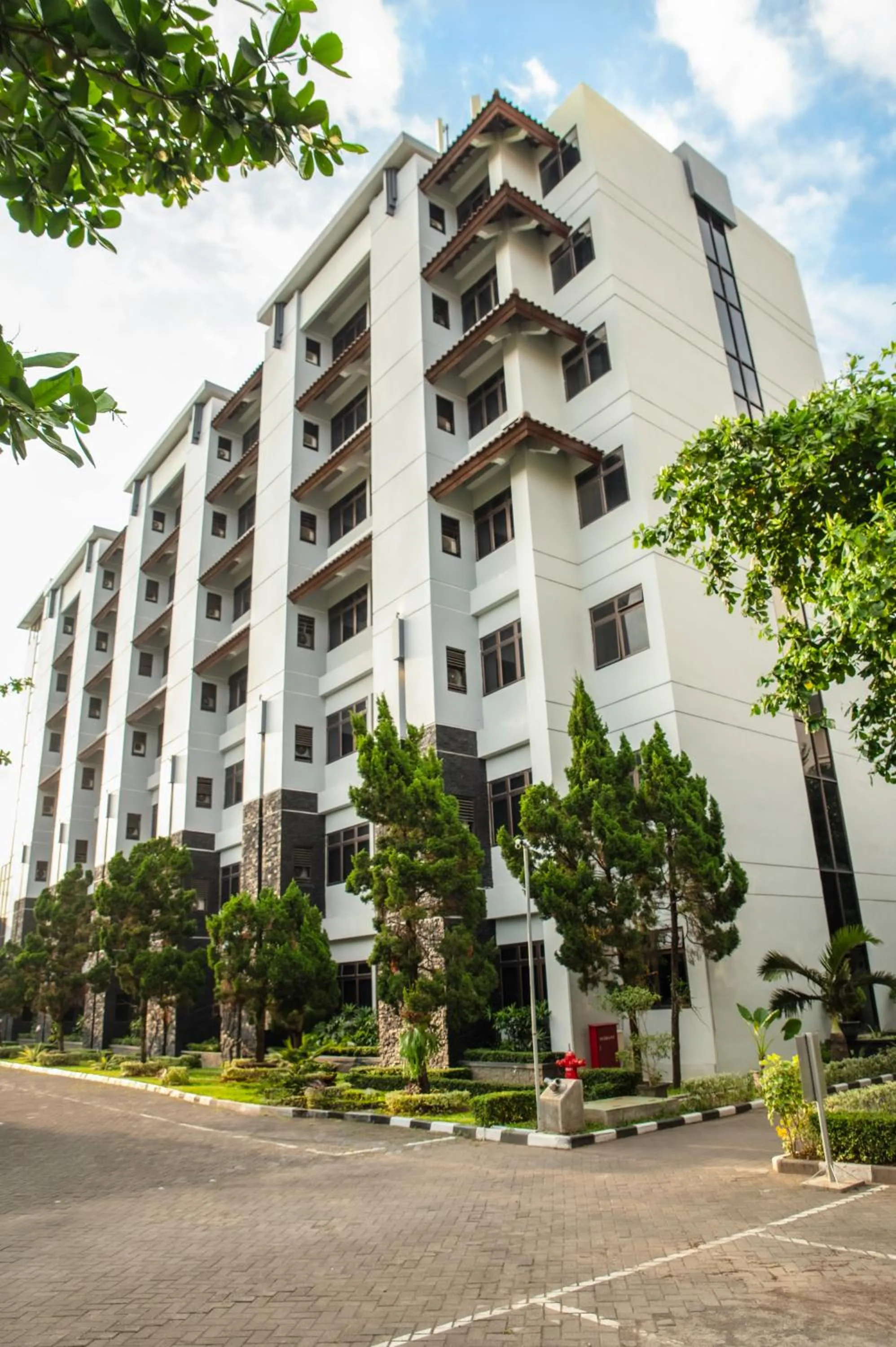 Property building in MMUGM Hotel