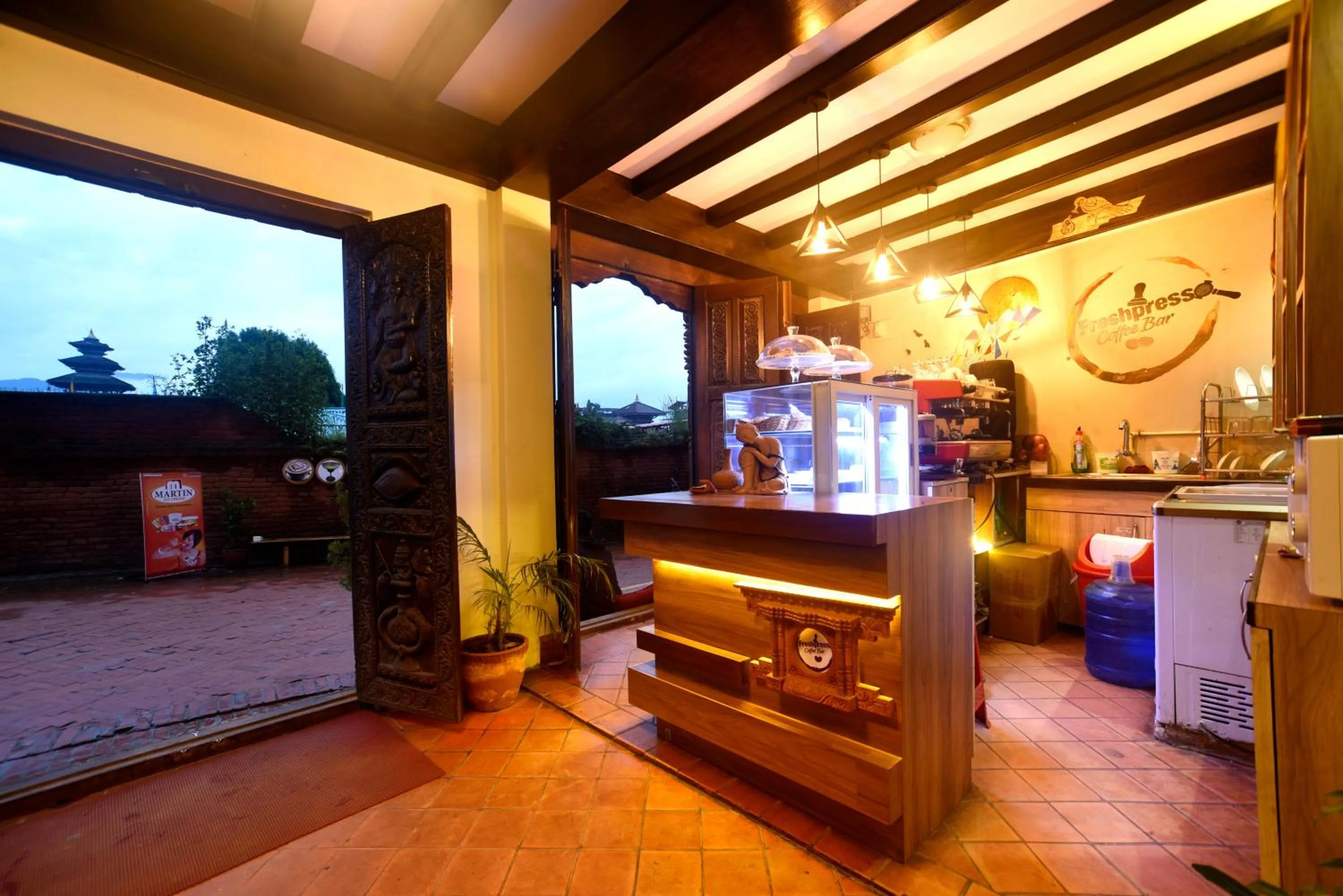 Lounge or bar in Vajra Boutique Hotel