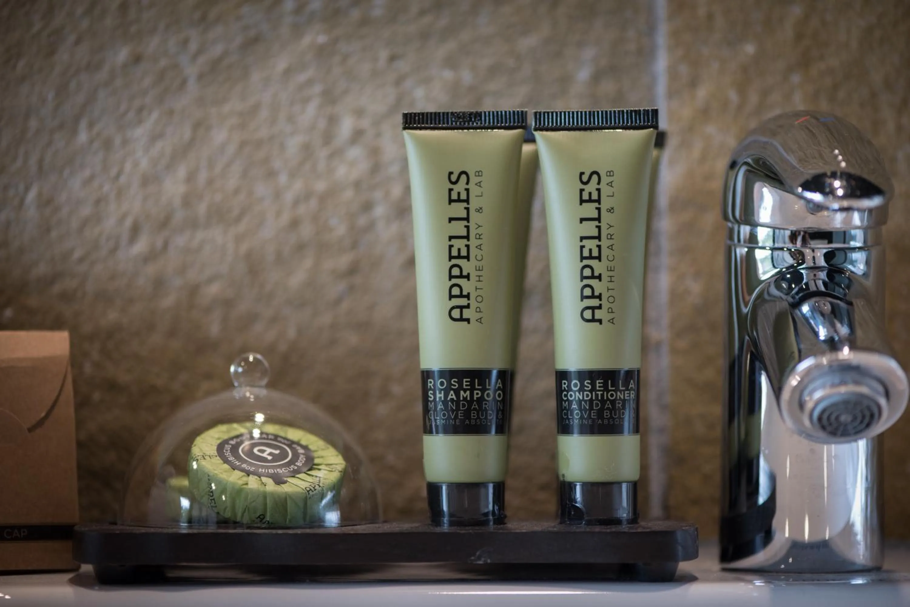 Shower in Peppers Moonah Links Resort