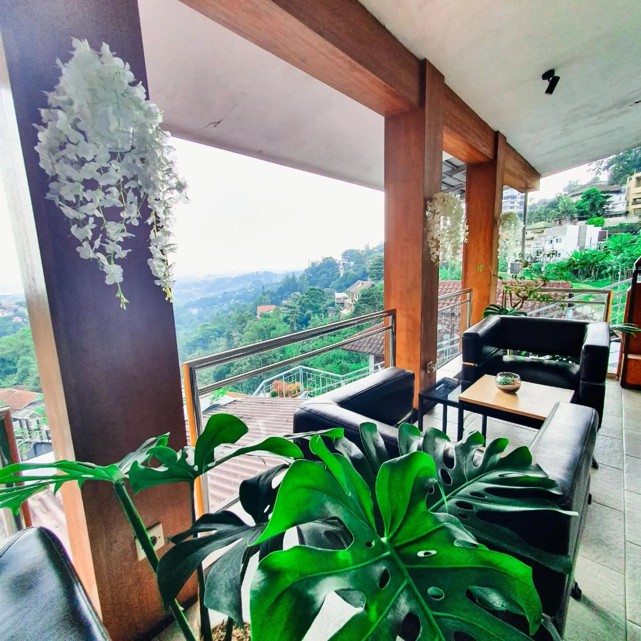Restaurant/places to eat in Dago Highland Resort