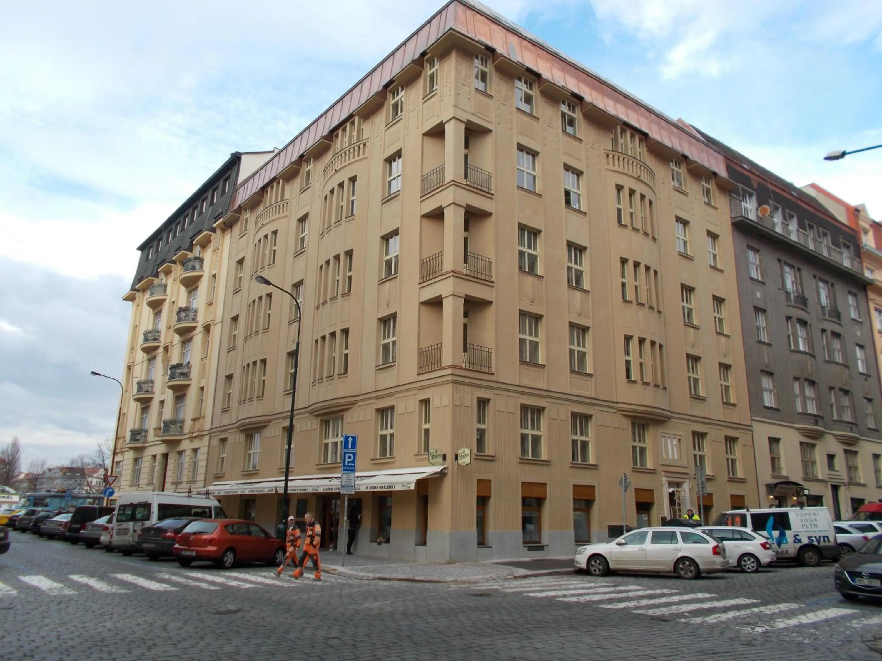 Property building in Riverside SPIRIT