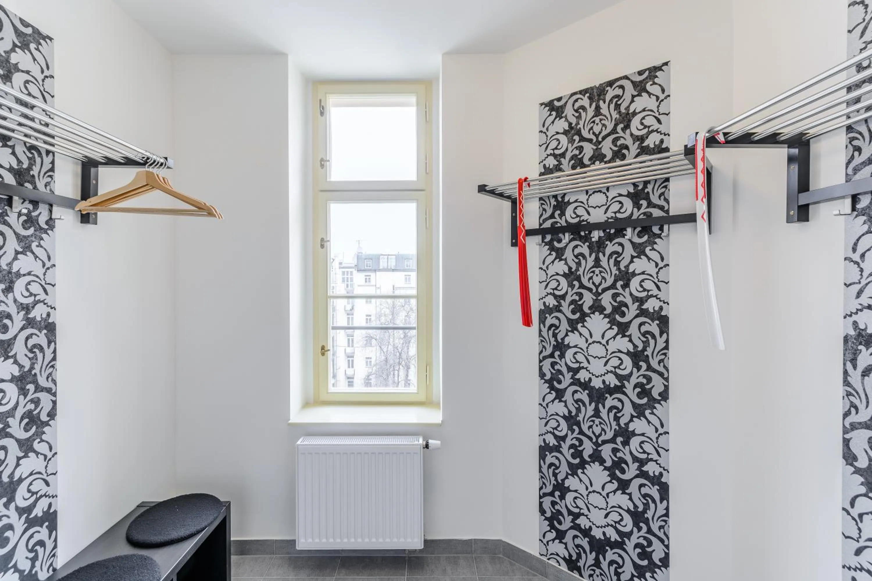 Area and facilities in Riverside SPIRIT