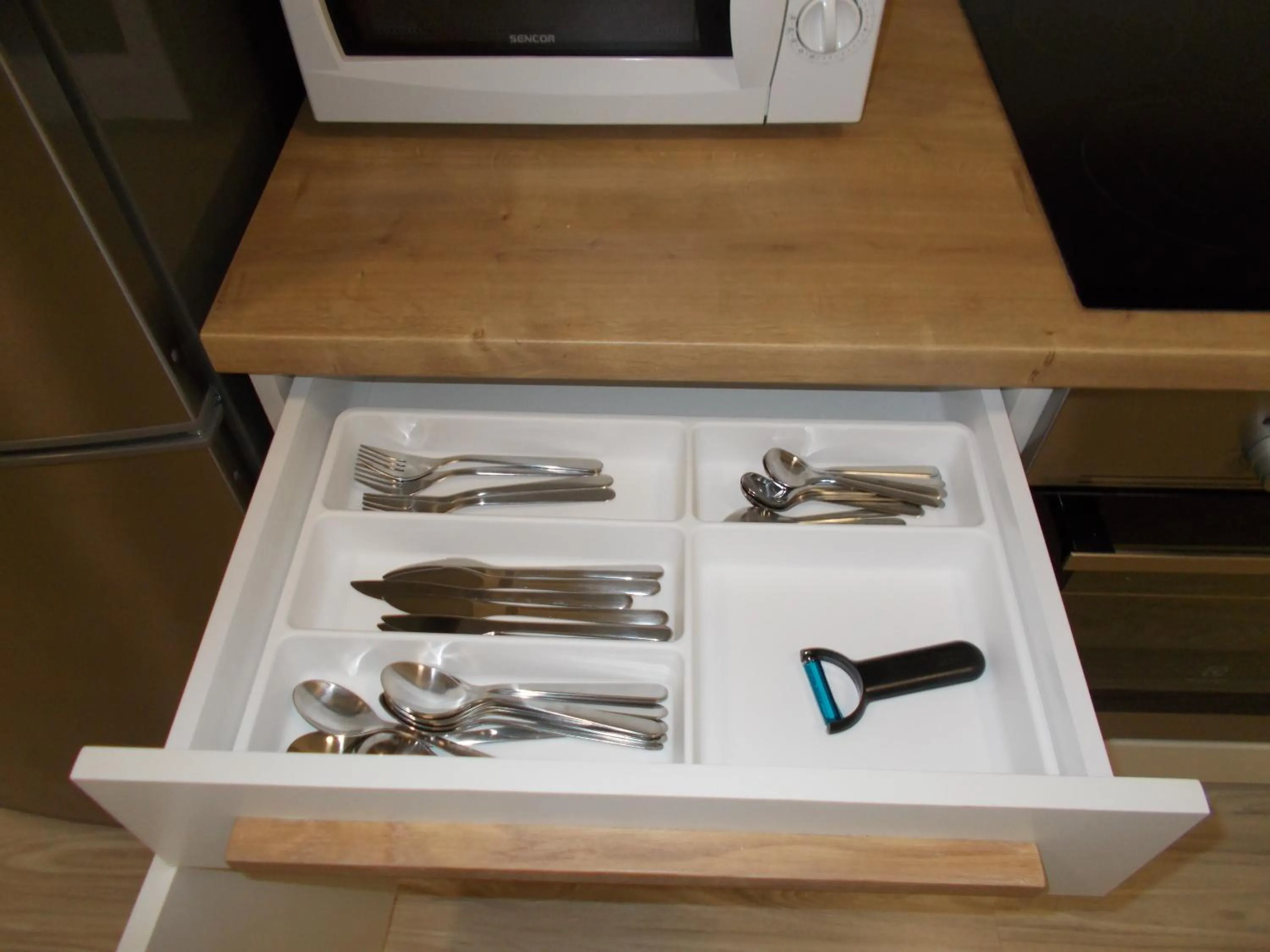 Dining area in Riverside SPIRIT