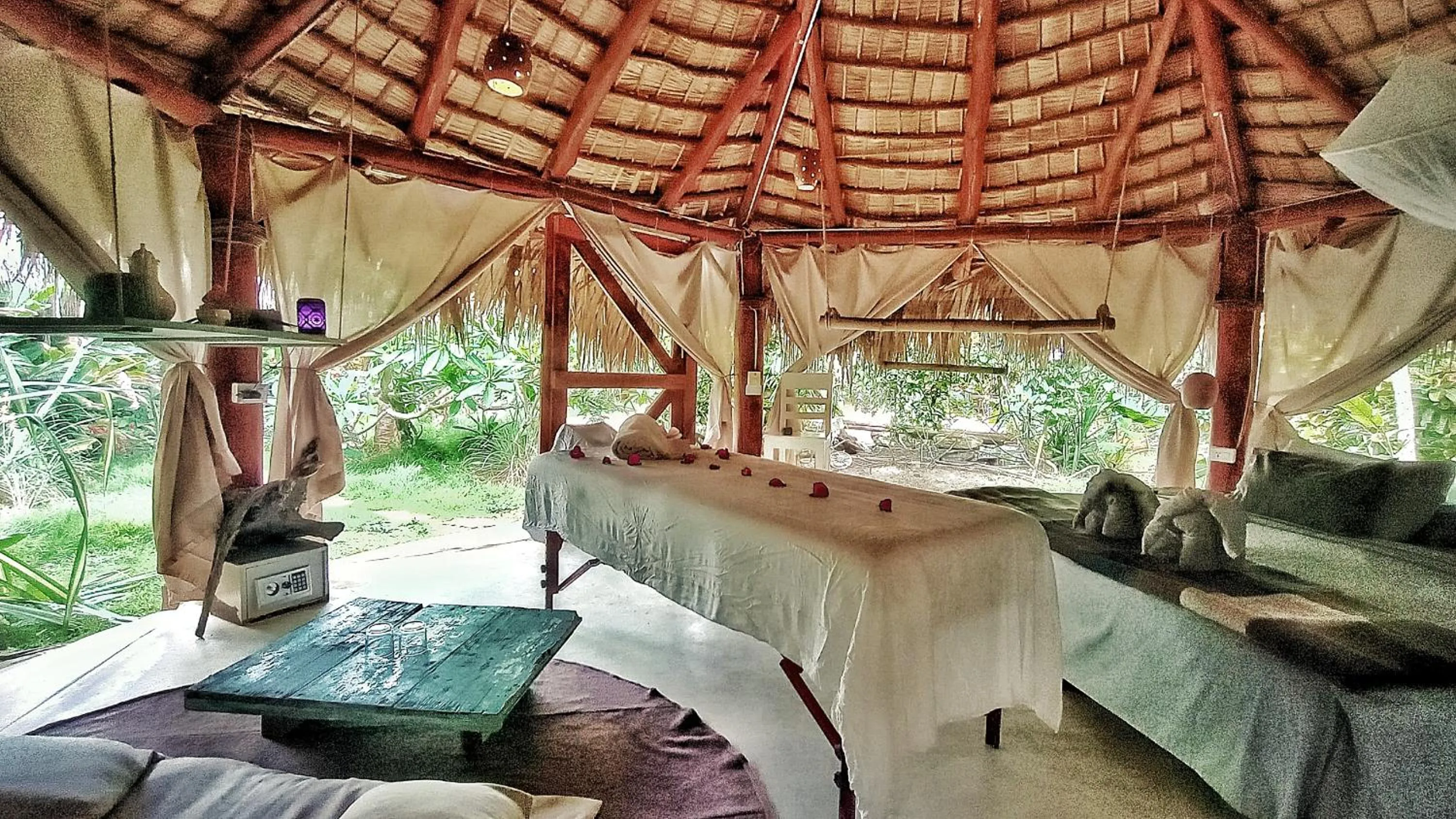 Massage in Casa Picaflor B&B