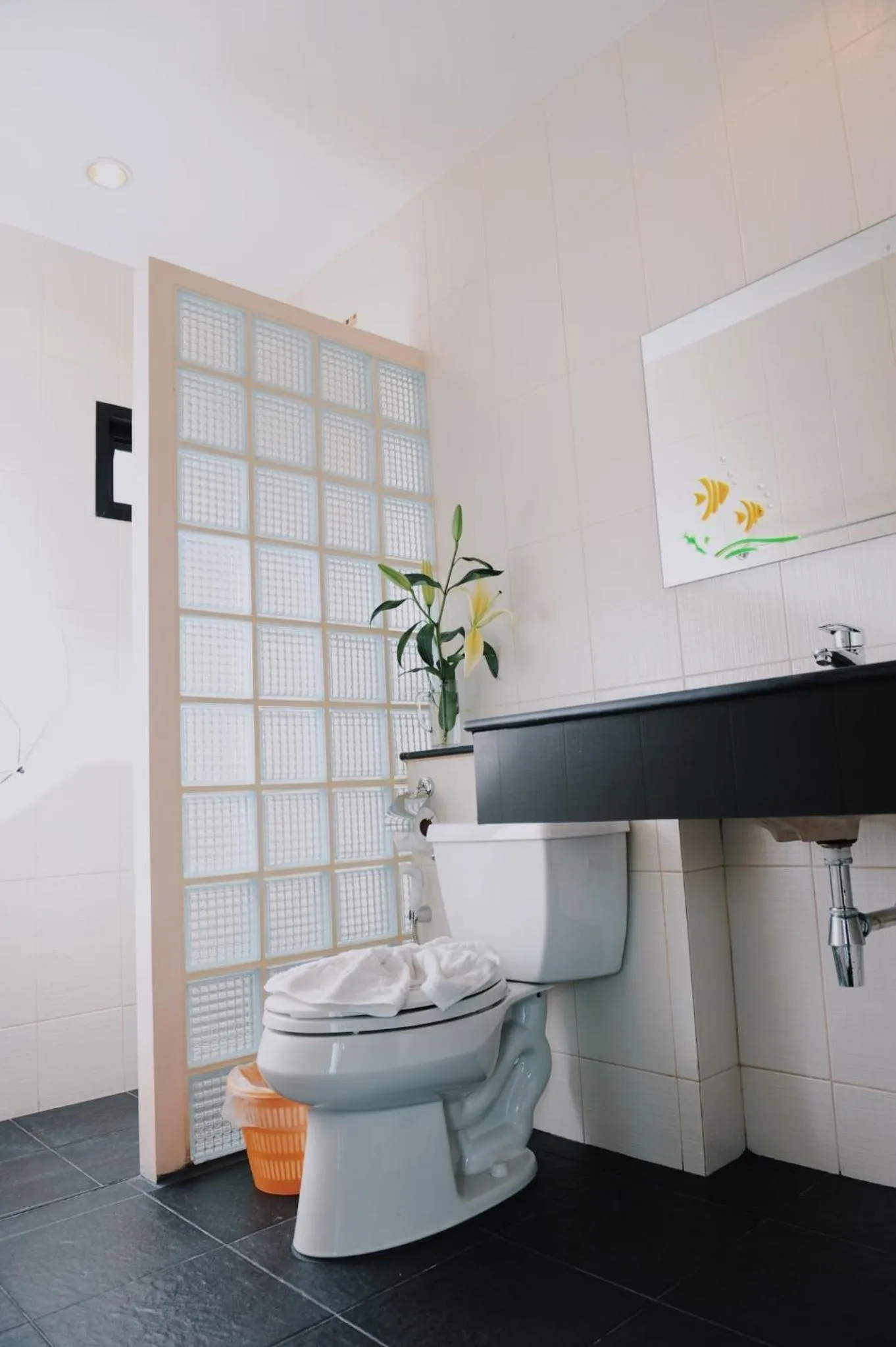 Toilet in Ice Kamala Beach Hotel