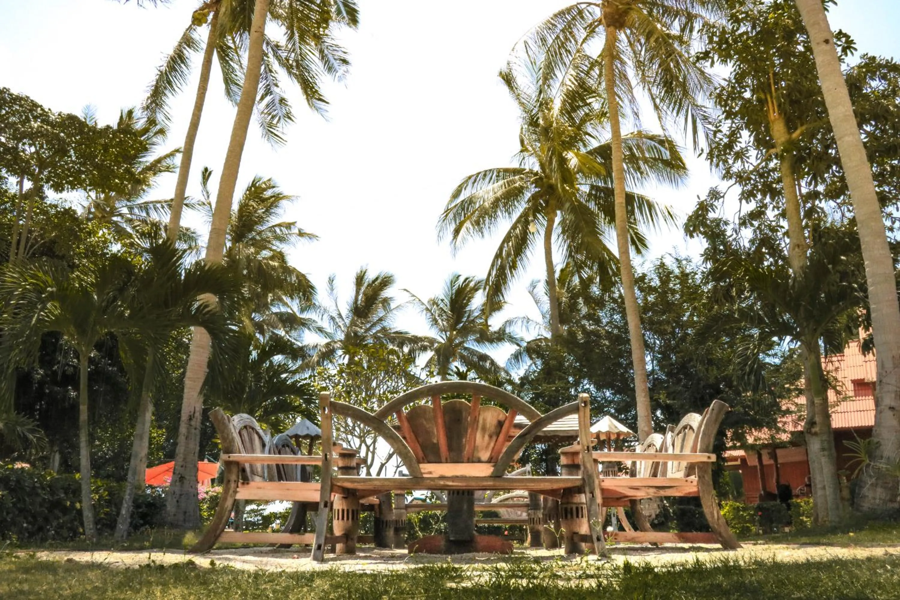 Restaurant/places to eat in Morning Star Resort