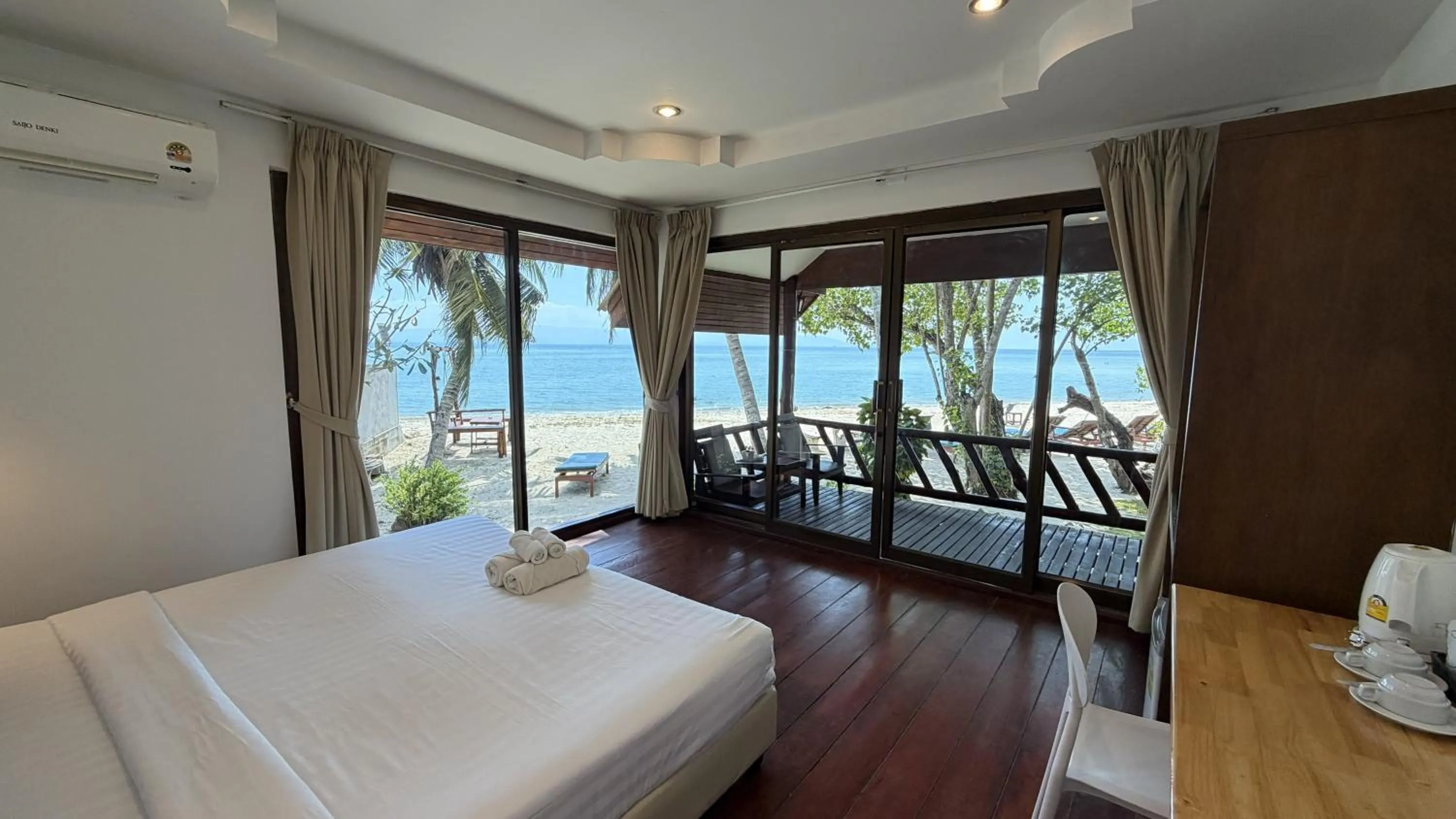 Bed in Morning Star Resort