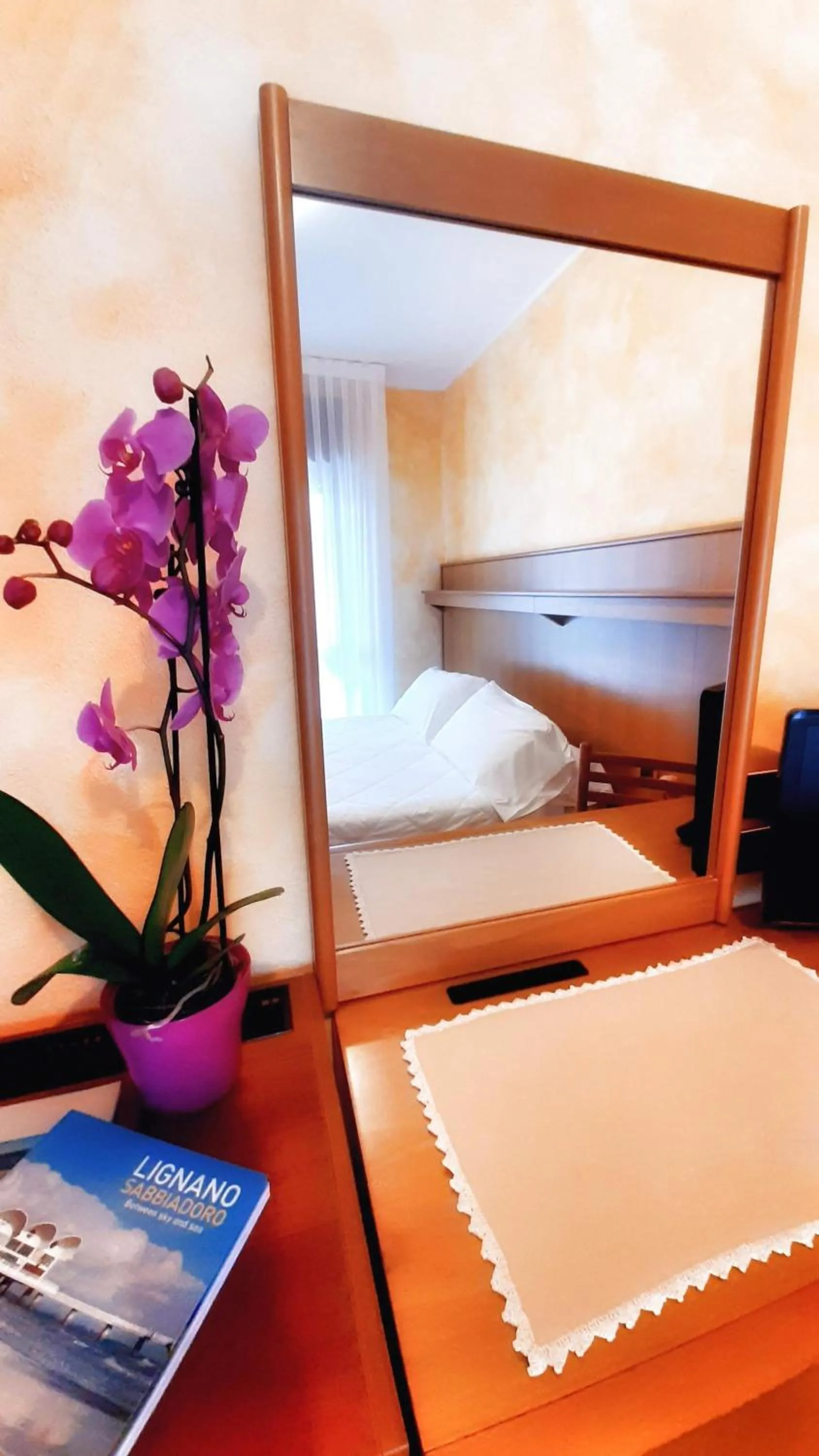 Decorative detail, Bed in Hotel & Wellness Fra I Pini