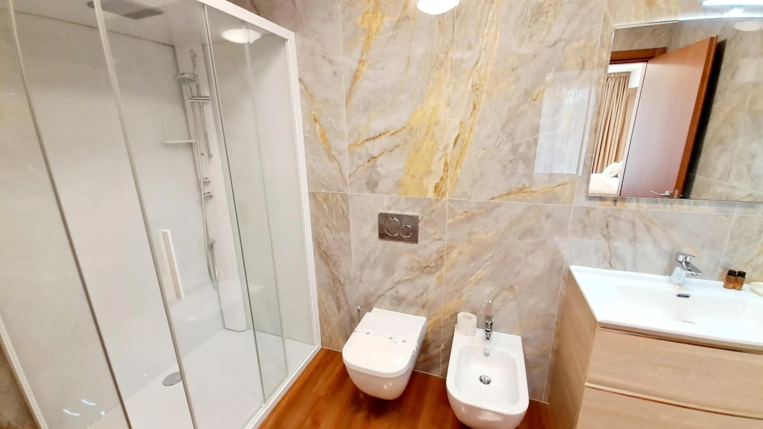 Shower in Hotel & Wellness Fra I Pini