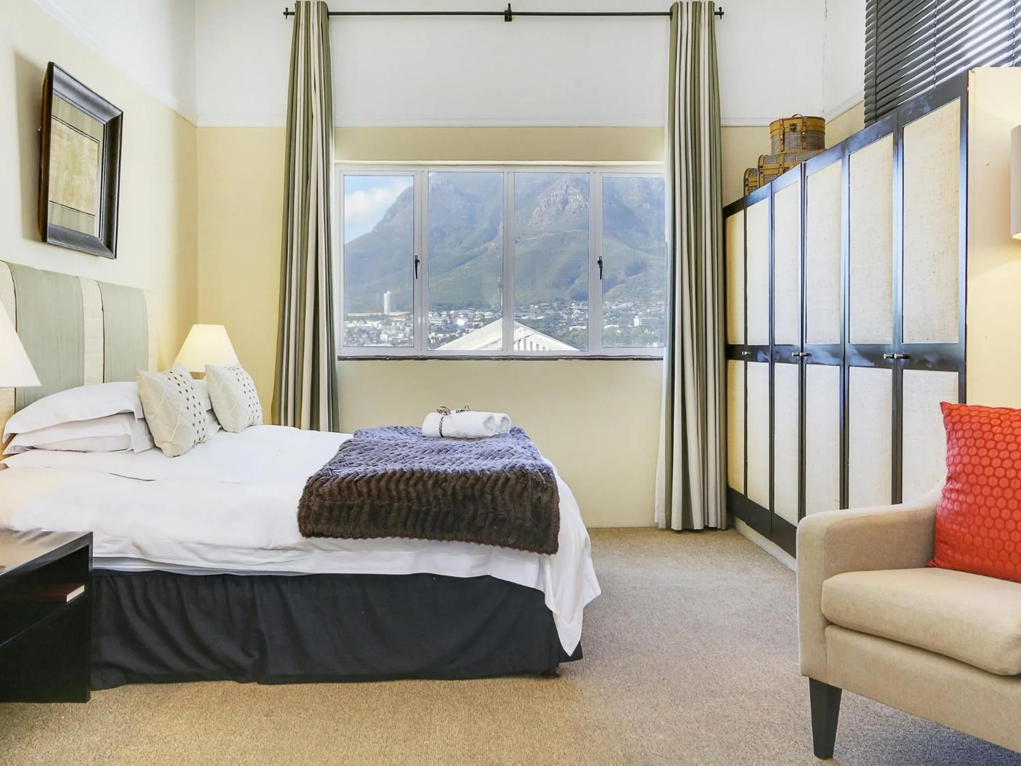 Bed in Liberty Lodge Guest House